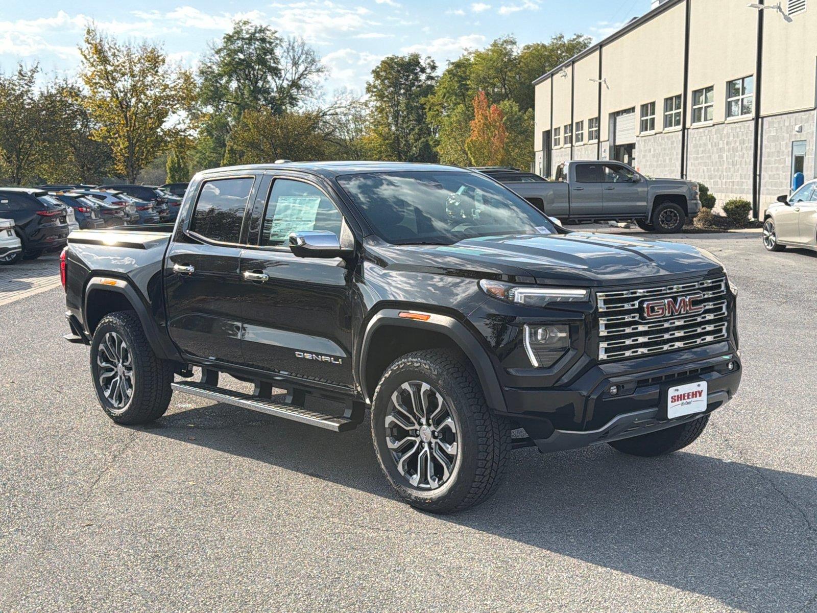 Onyx Black 2026 GMC Canyon Pickup Truck Four-Wheel Drive 8-Speed Automatic
