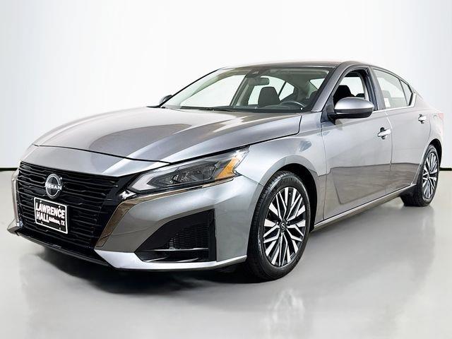 2023 Nissan Altima 2.5 SV FWD