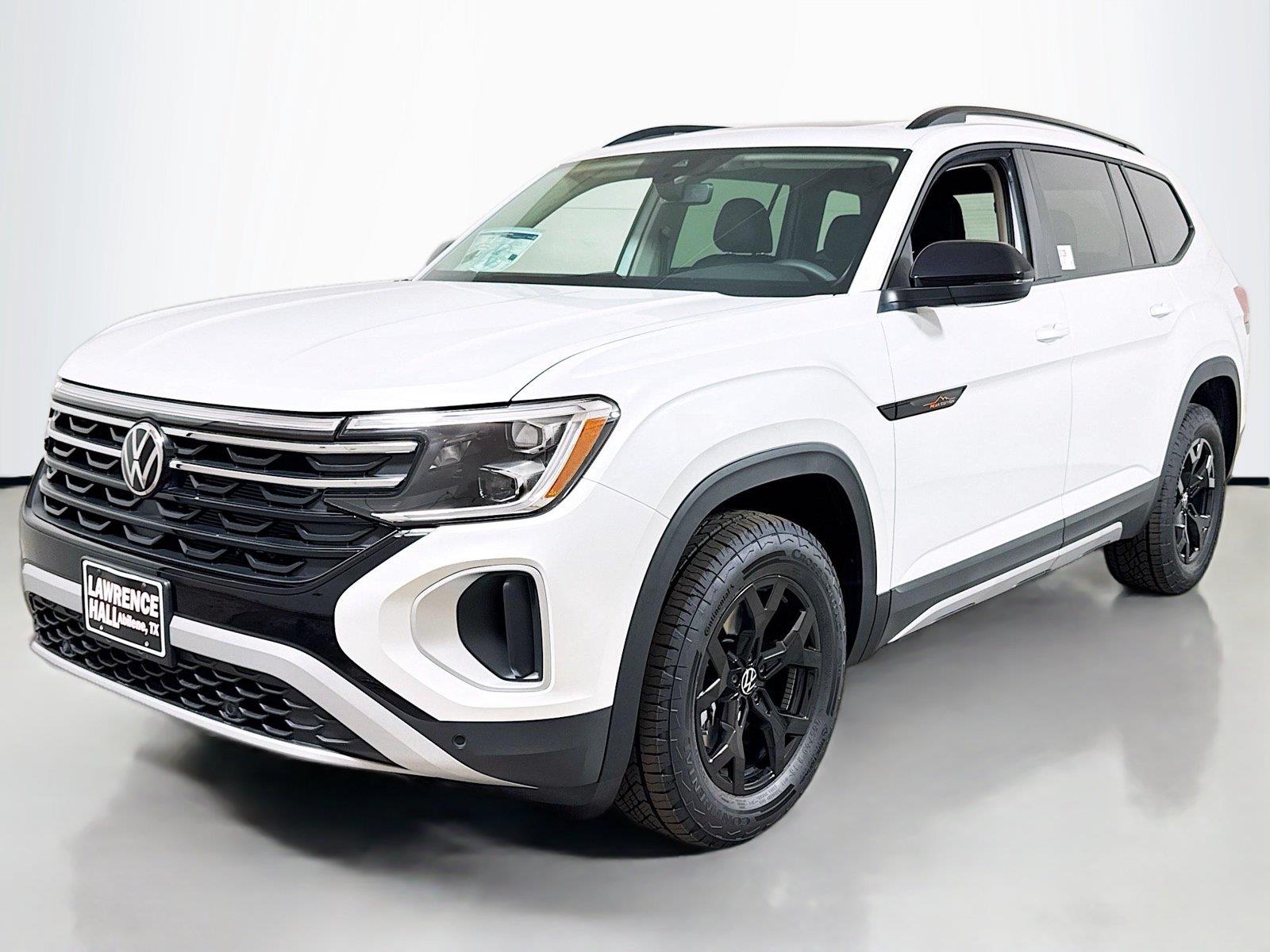 Opal White Pearl 2026 Volkswagen Atlas SUV / Crossover All-Wheel Drive Automatic