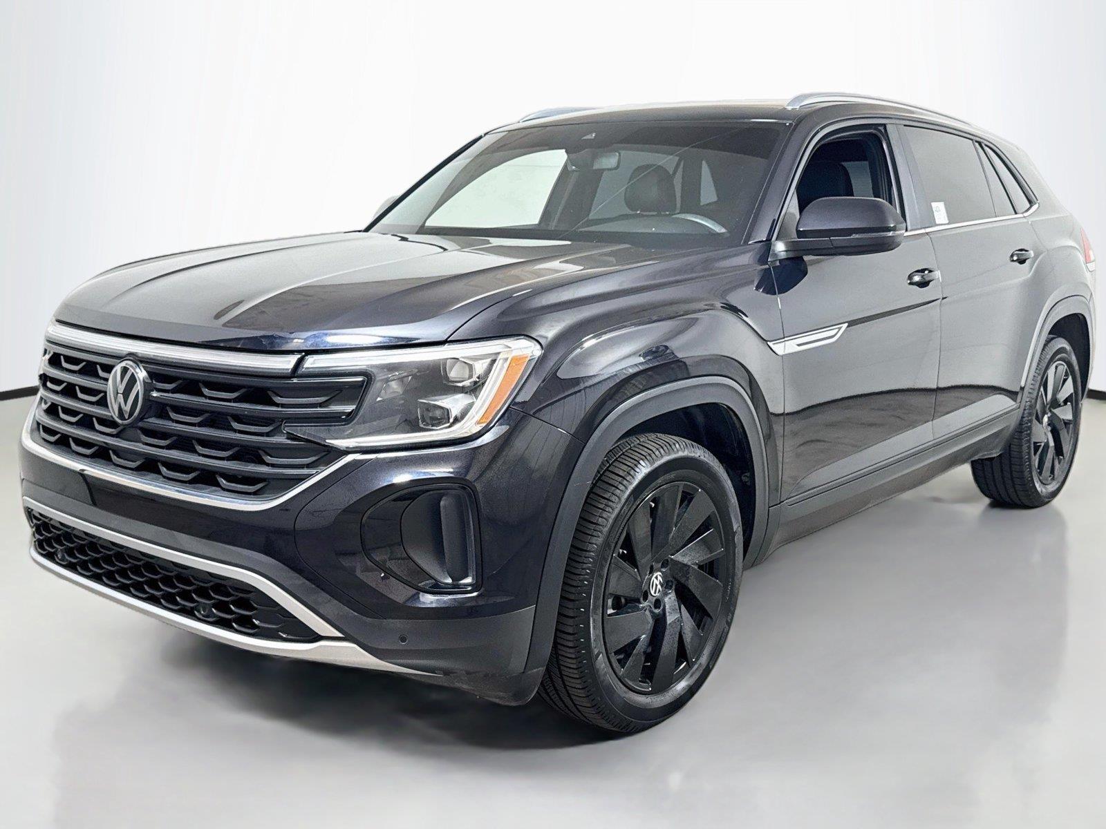2024 Volkswagen Atlas Cross Sport SE FWD with Technology