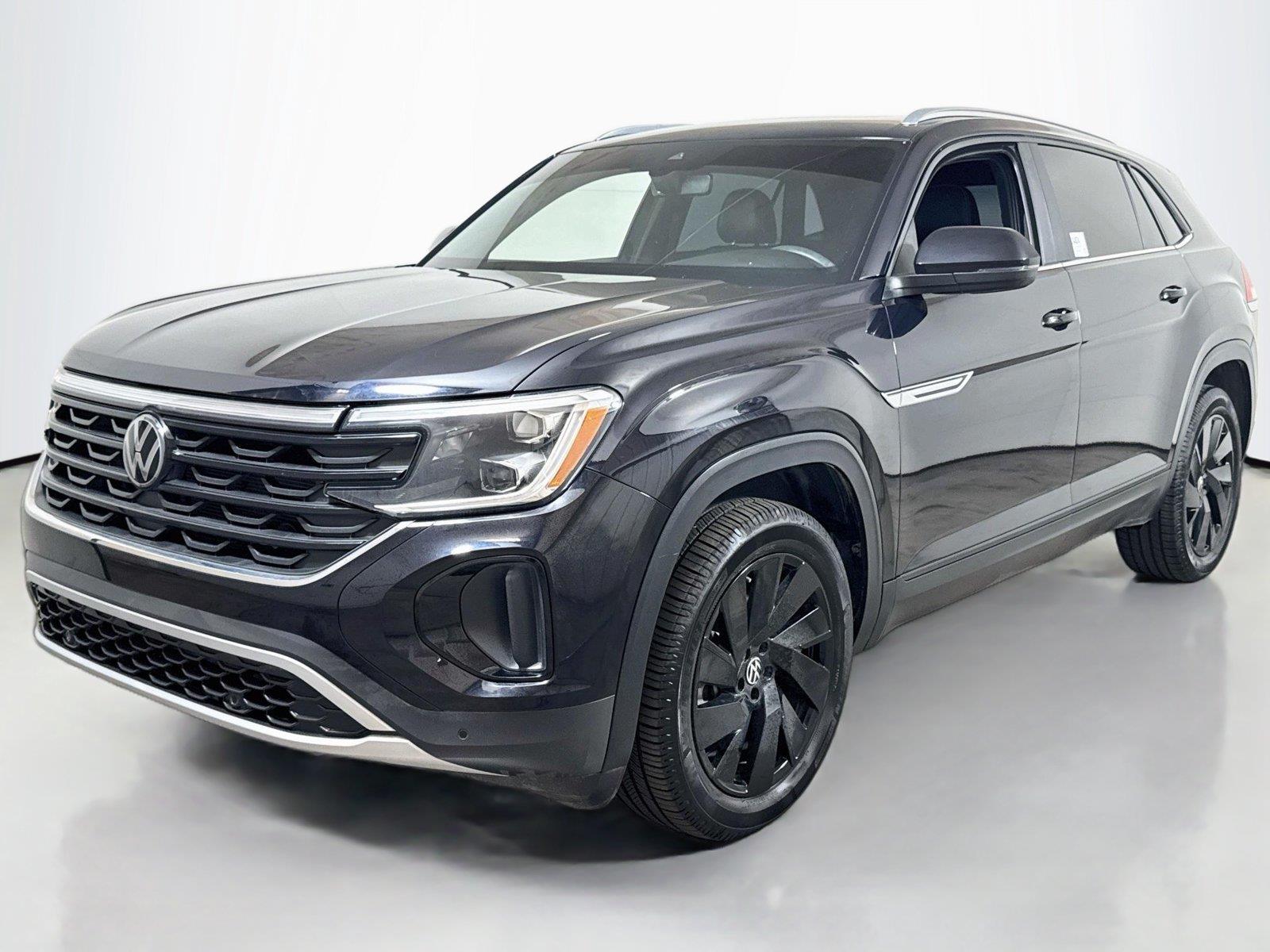 2024 Volkswagen Atlas Cross Sport SE FWD with Technology