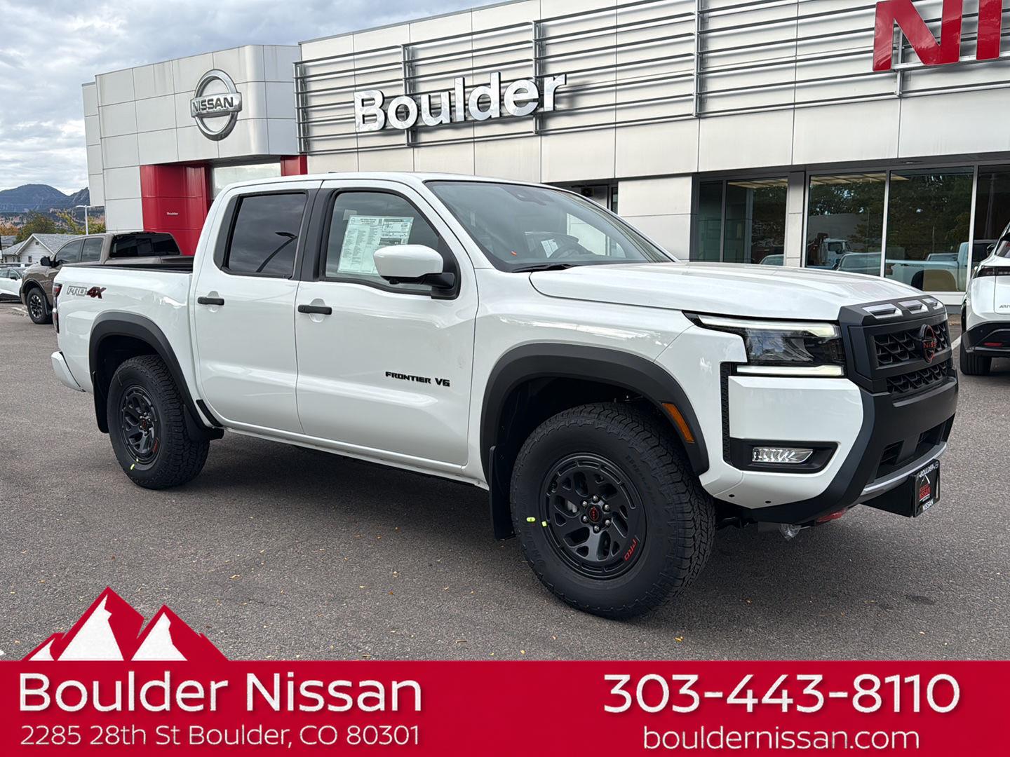 Glacier White 2027 Nissan Frontier Pickup Truck Four-Wheel Drive Automatic