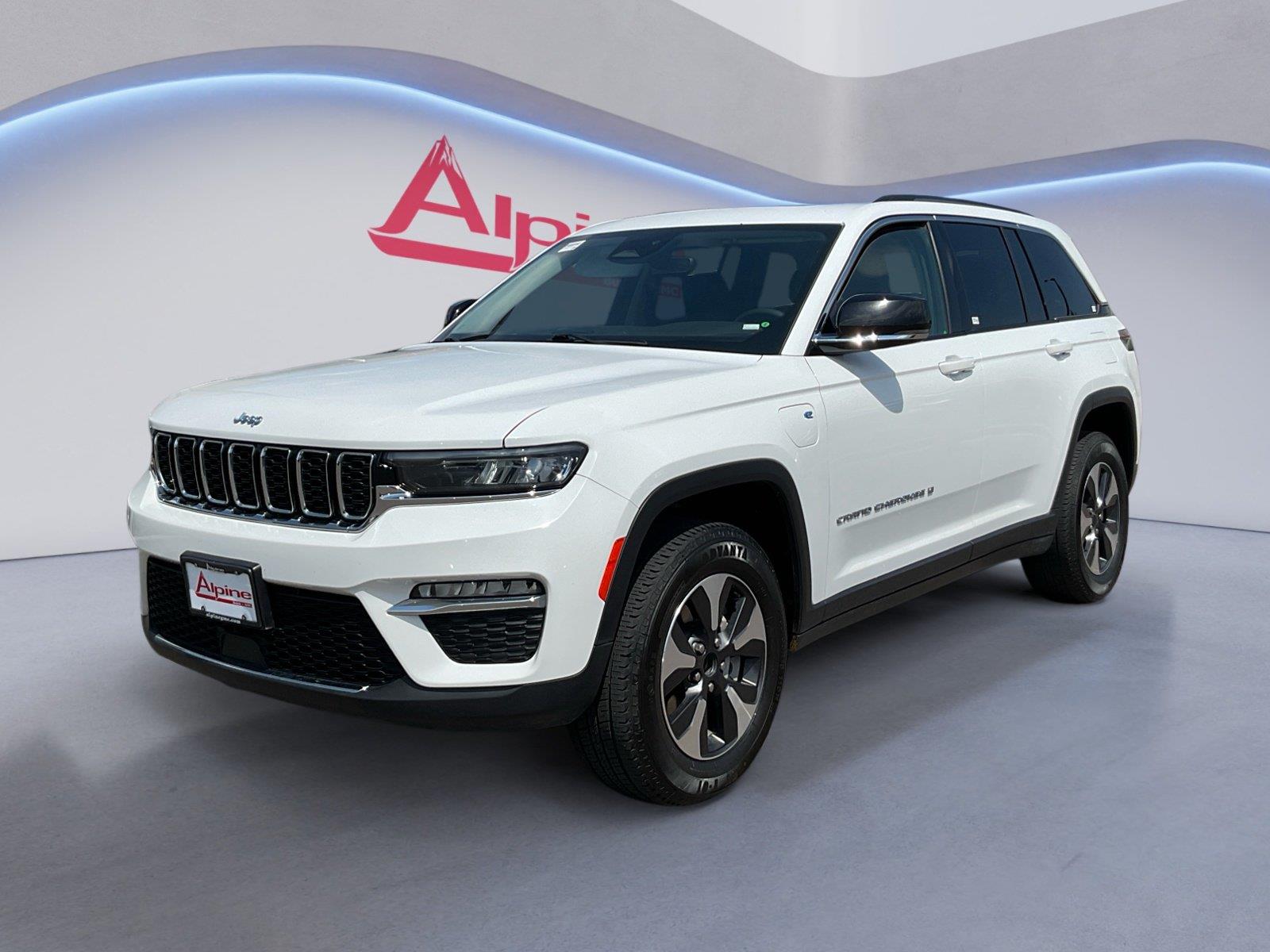 White 2024 Jeep Grand Cherokee 4xe SUV / Crossover Four-Wheel Drive Automatic