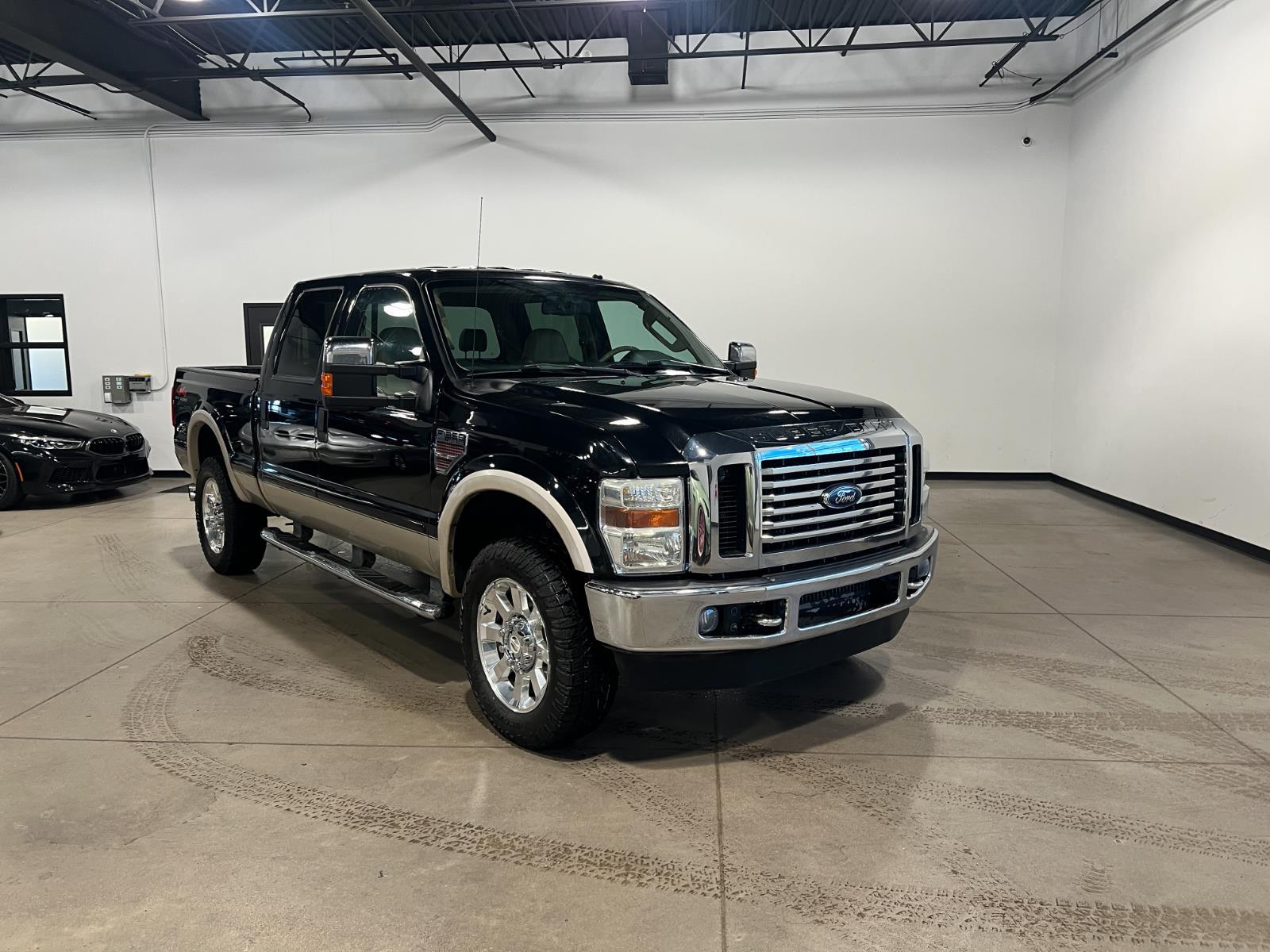 2008 Ford F-350 Super Duty Lariat Crew Cab 4WD