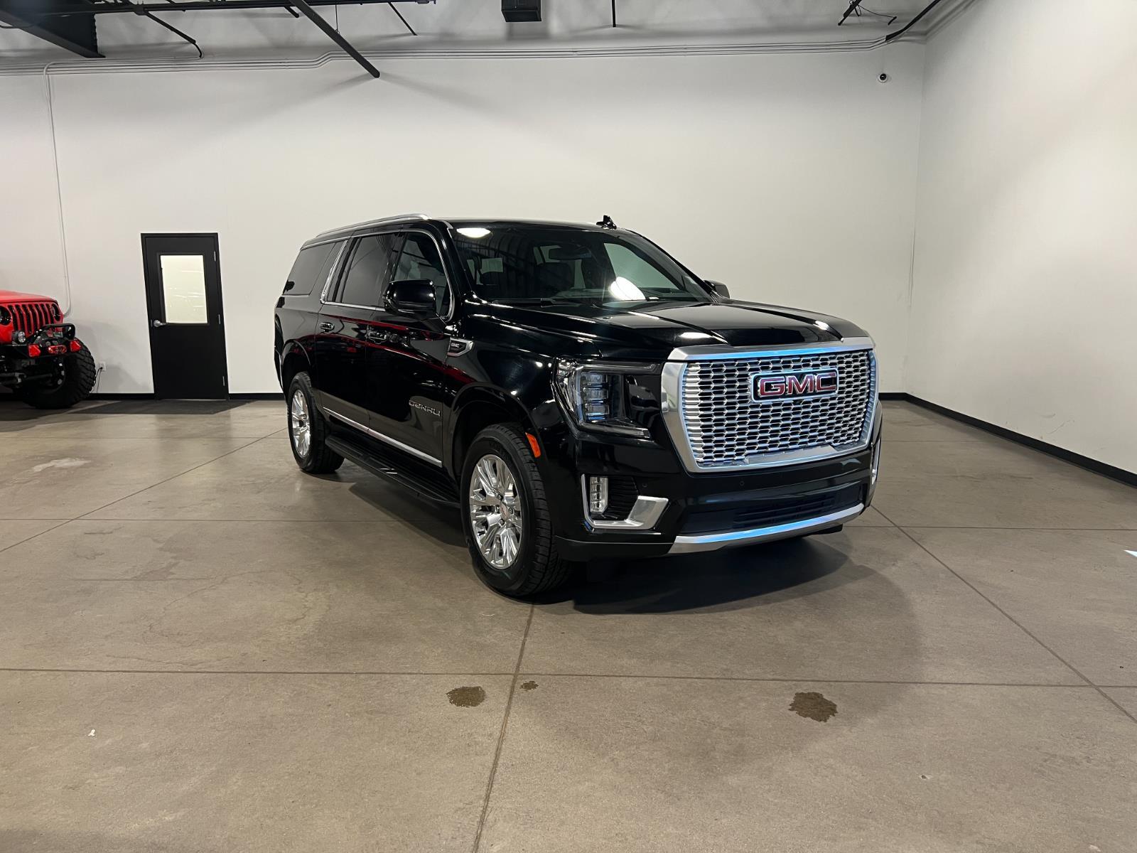 Onyx Black 2023 GMC Yukon XL SUV / Crossover Four-Wheel Drive Automatic
