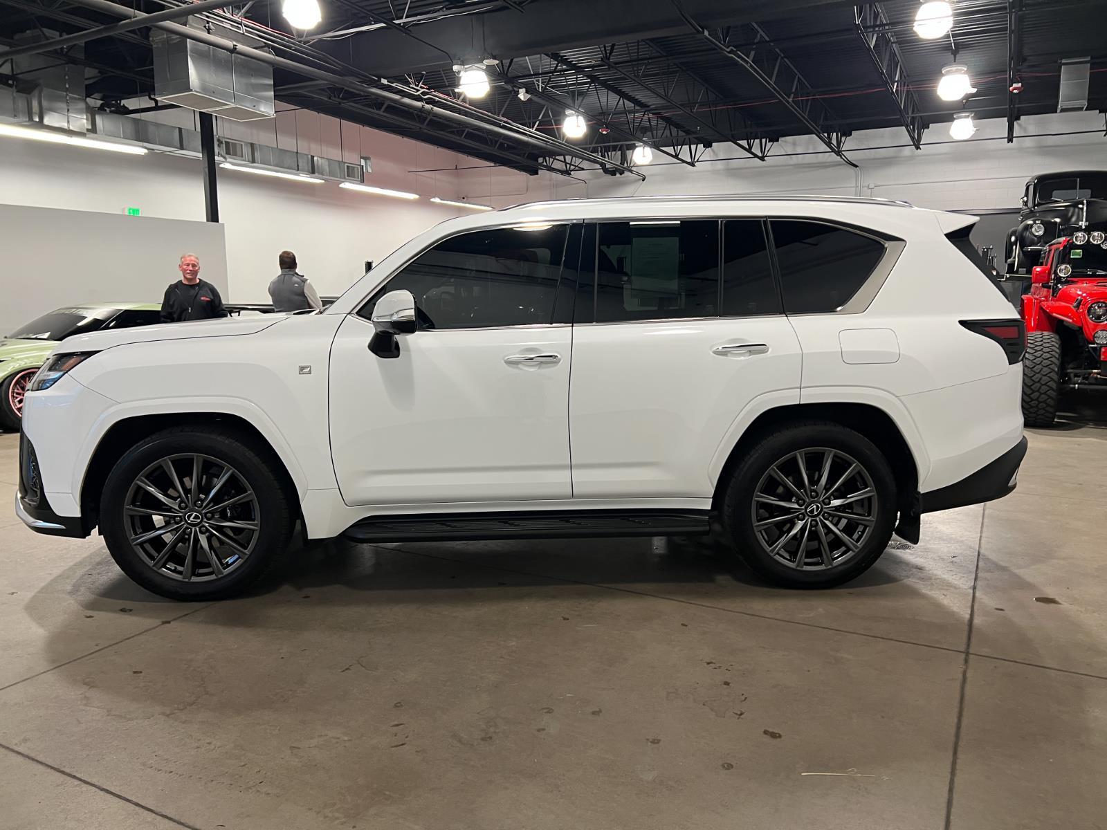 View vehicle photo 6