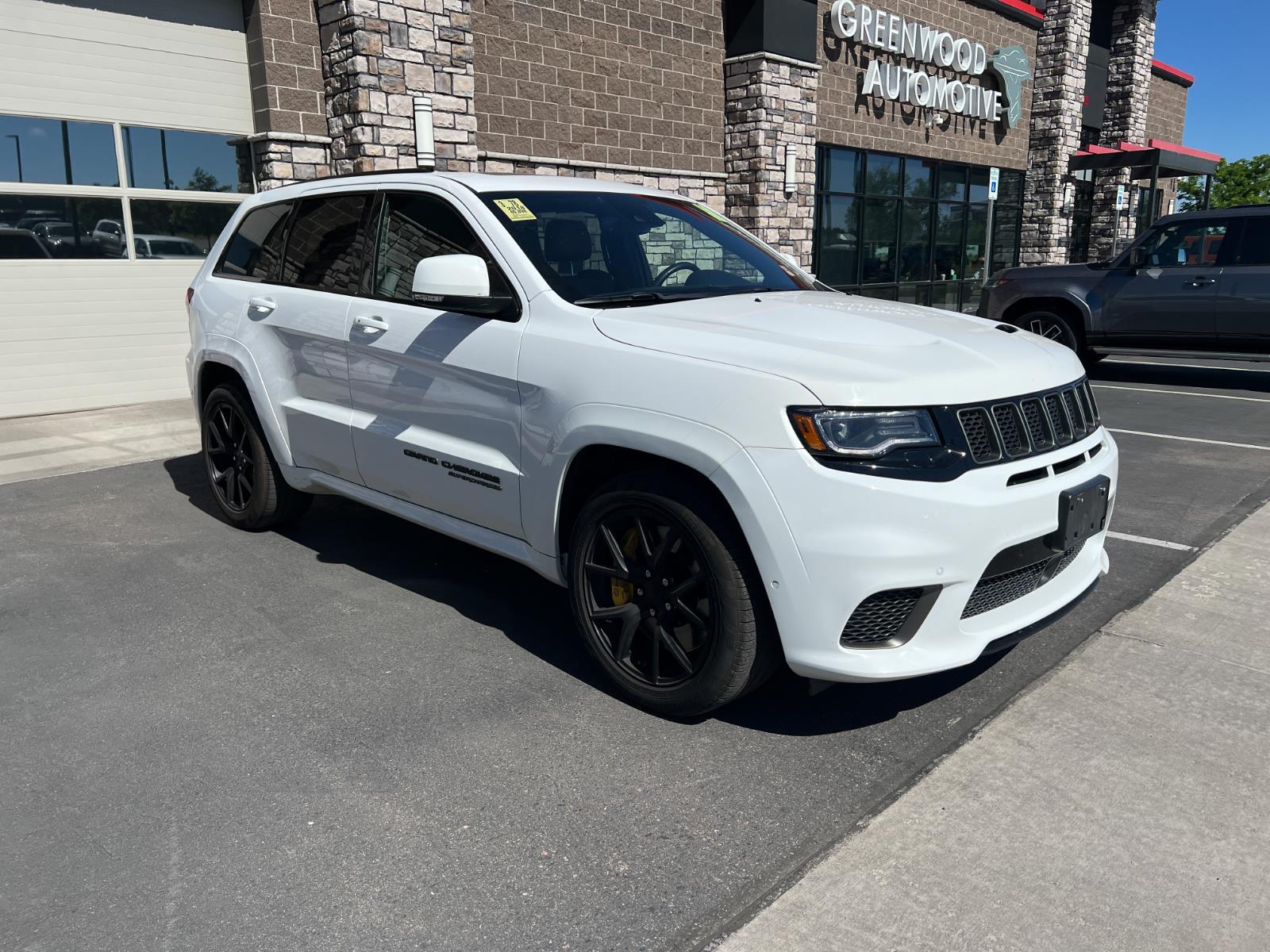 Bright White Clearcoat 2018 Jeep Grand Cherokee Trackhawk 4WD SUV / Crossover Four-Wheel Drive 8-Speed Automatic