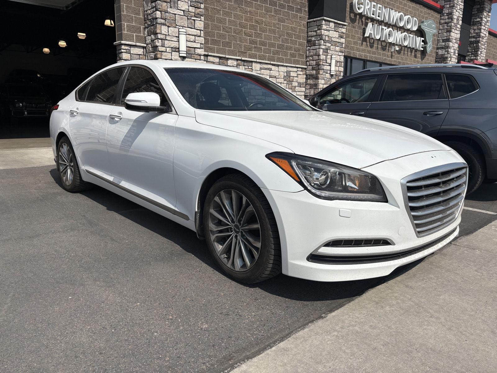 White 2015 Hyundai Genesis Sedan Rear-Wheel Drive