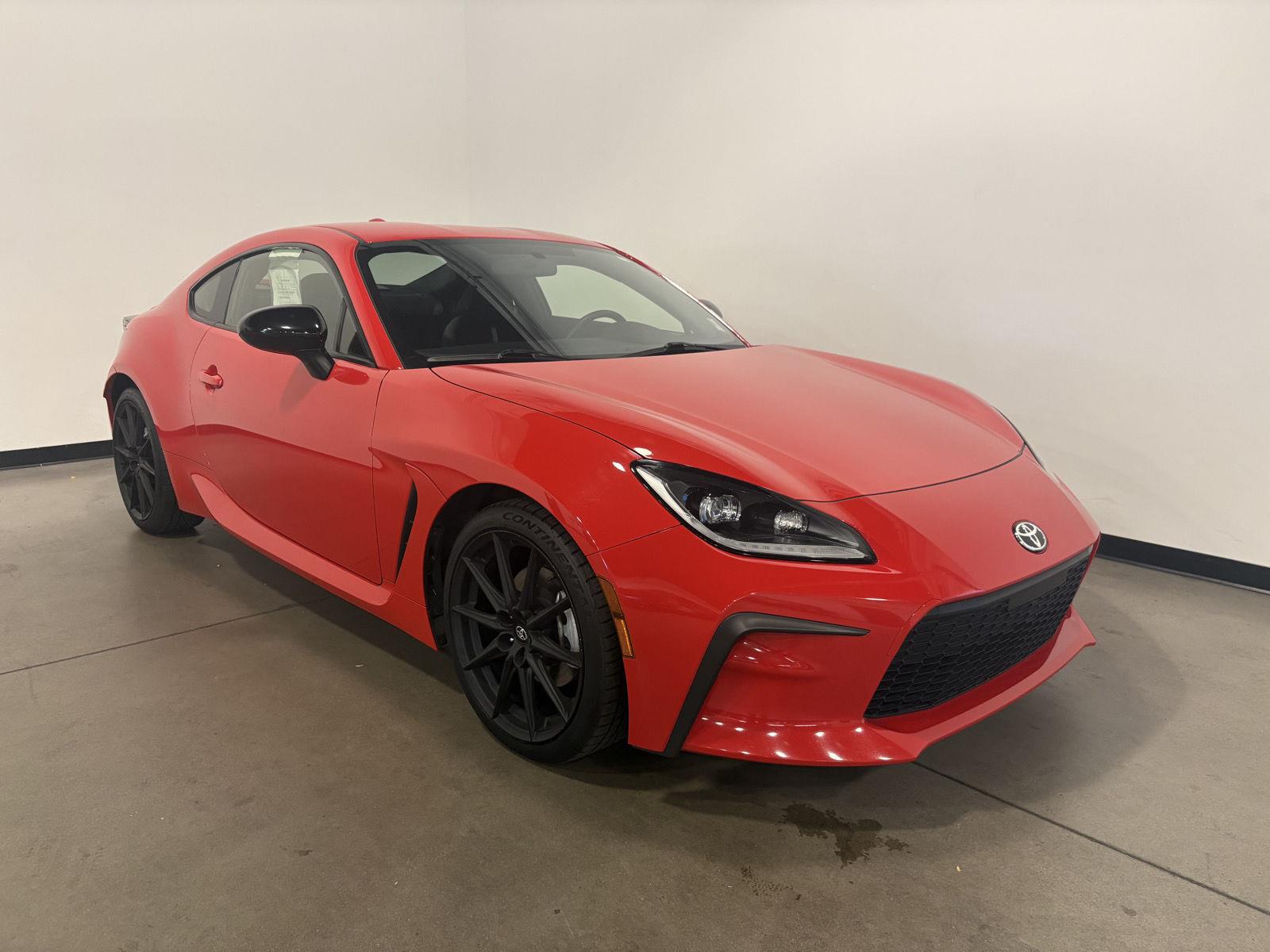 Track bRed 2022 Toyota GR86 Coupe Rear-Wheel Drive Manual