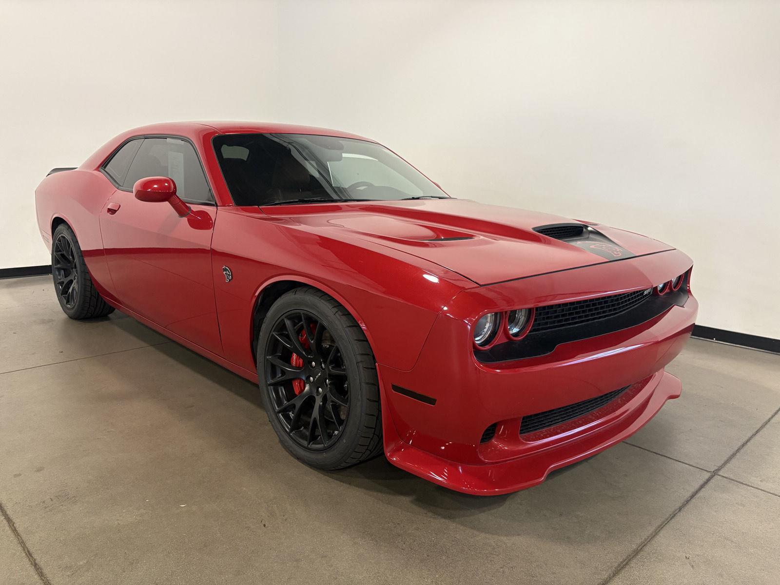 Redline Red Tricoat Pearl 2015 Dodge Challenger Coupe Rear-Wheel Drive 6-Speed Manual