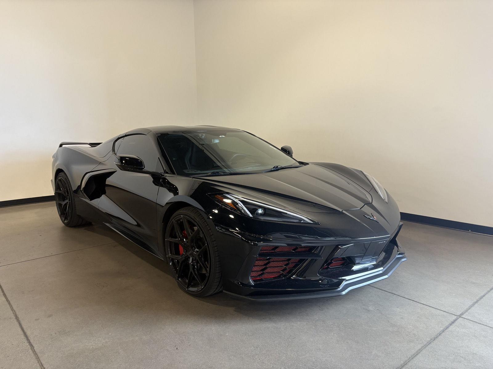 Black 2021 Chevrolet Corvette Coupe Rear-Wheel Drive 8-Speed Dual Clutch