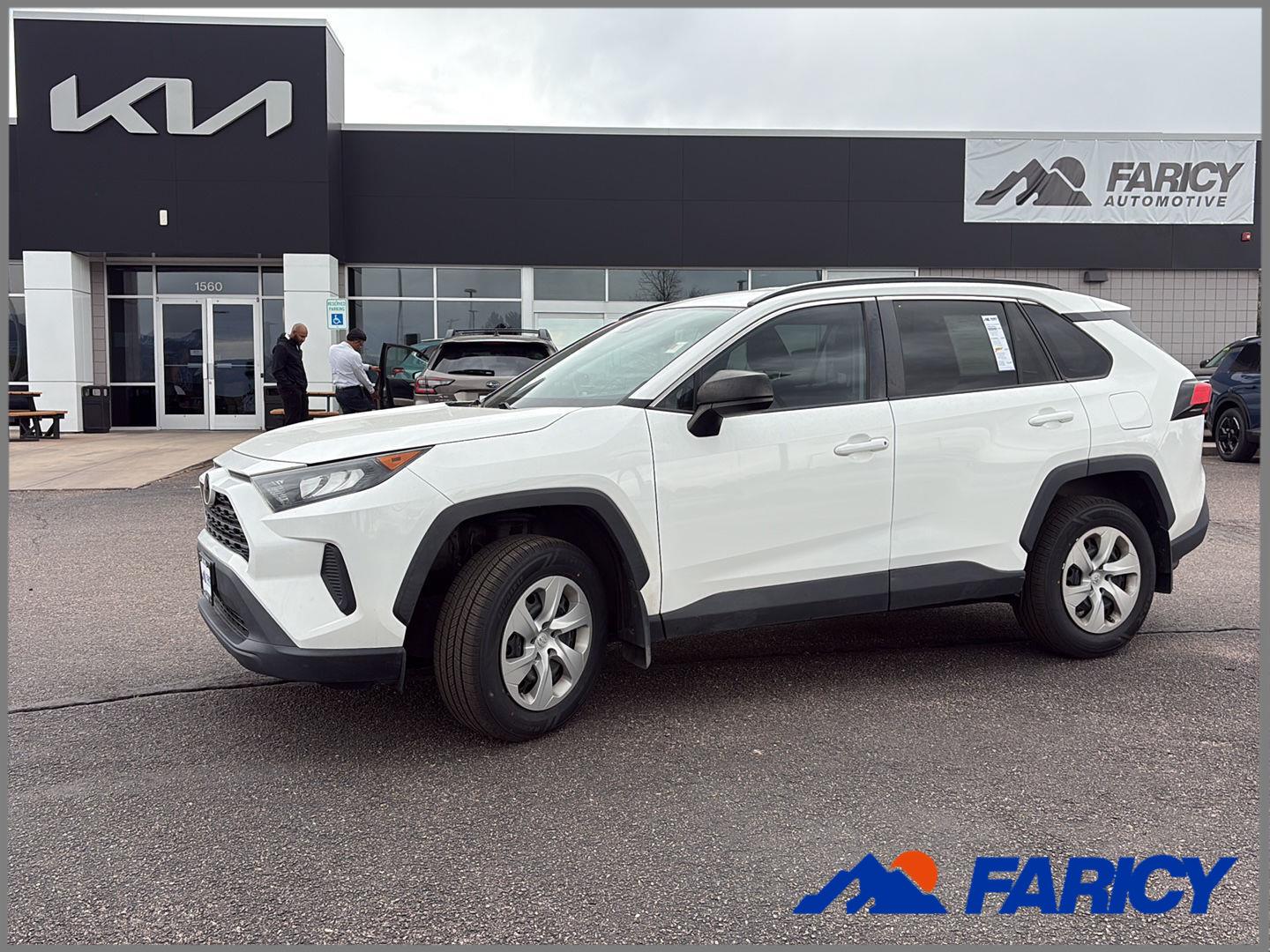 Super White 2020 Toyota RAV4 LE FWD SUV / Crossover Front-Wheel Drive 8-Speed Automatic