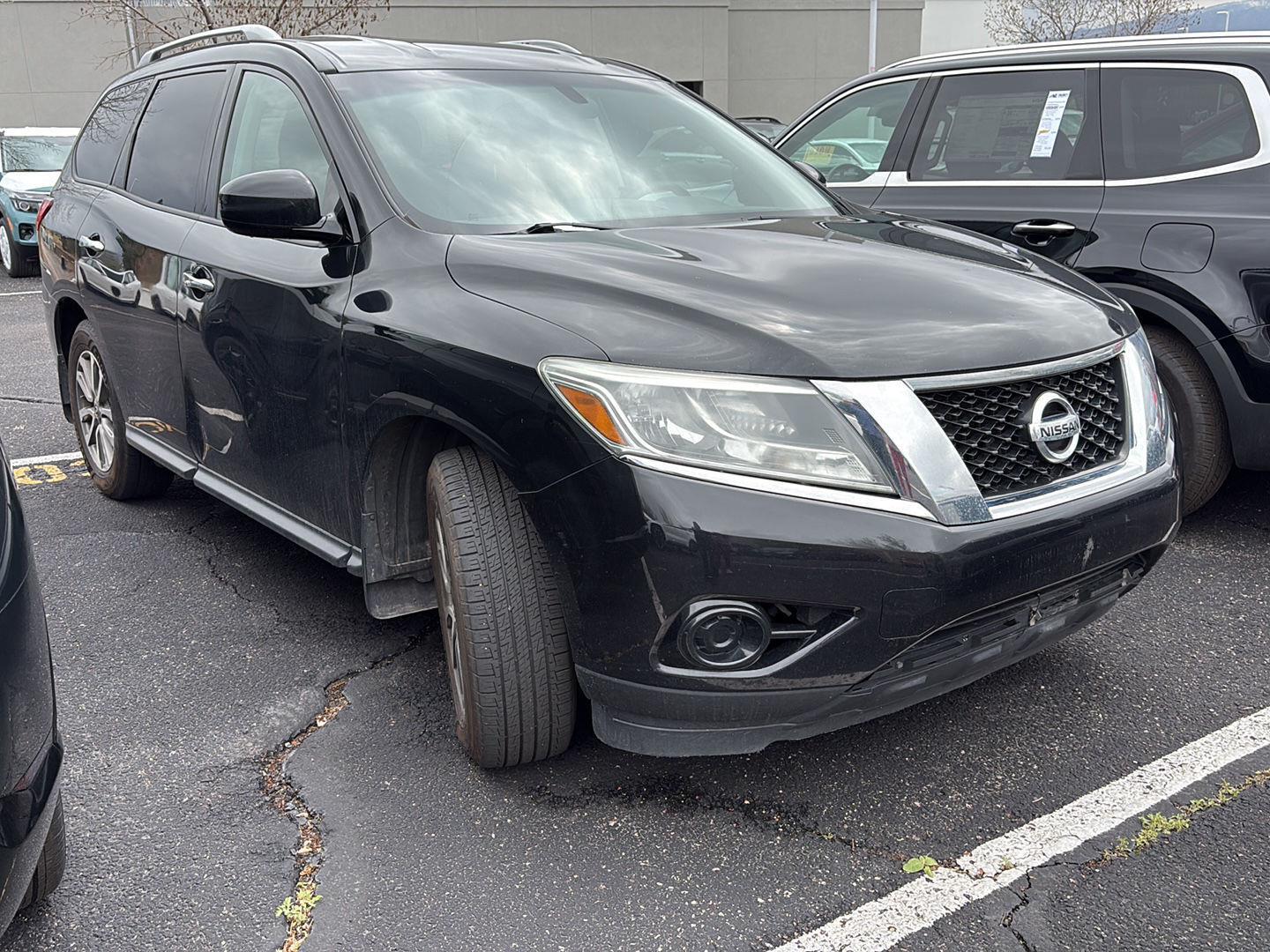 Gray (Magnetic Black) 2015 Nissan Pathfinder S 4WD SUV / Crossover Four-Wheel Drive Continuously Variable Transmission