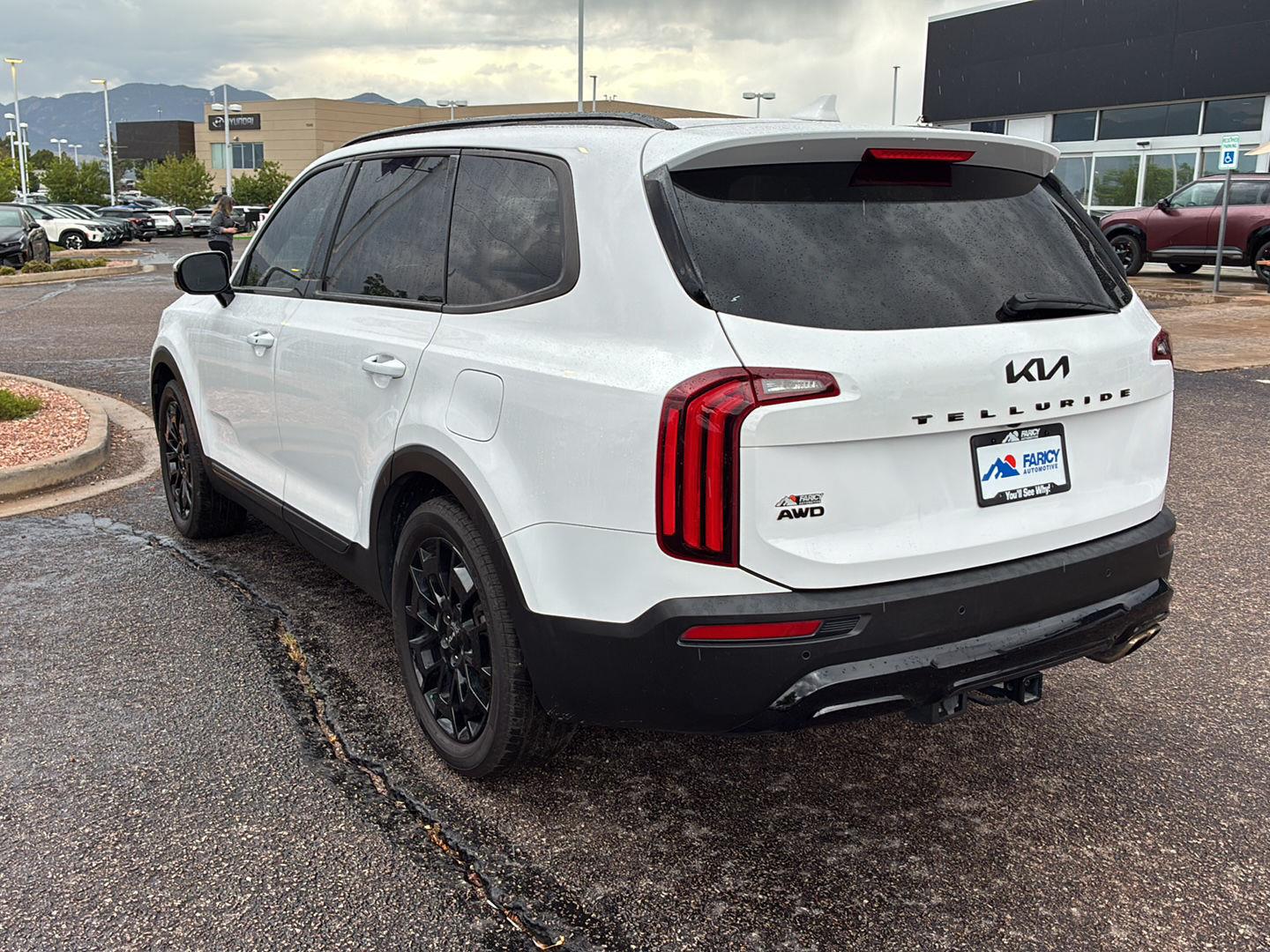 View vehicle photo 7