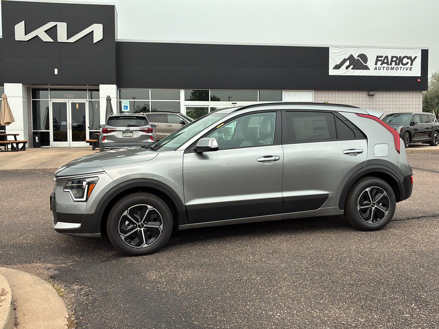 Steel Gray 2026 Kia Niro SUV / Crossover Front-Wheel Drive 6-Speed Automatic