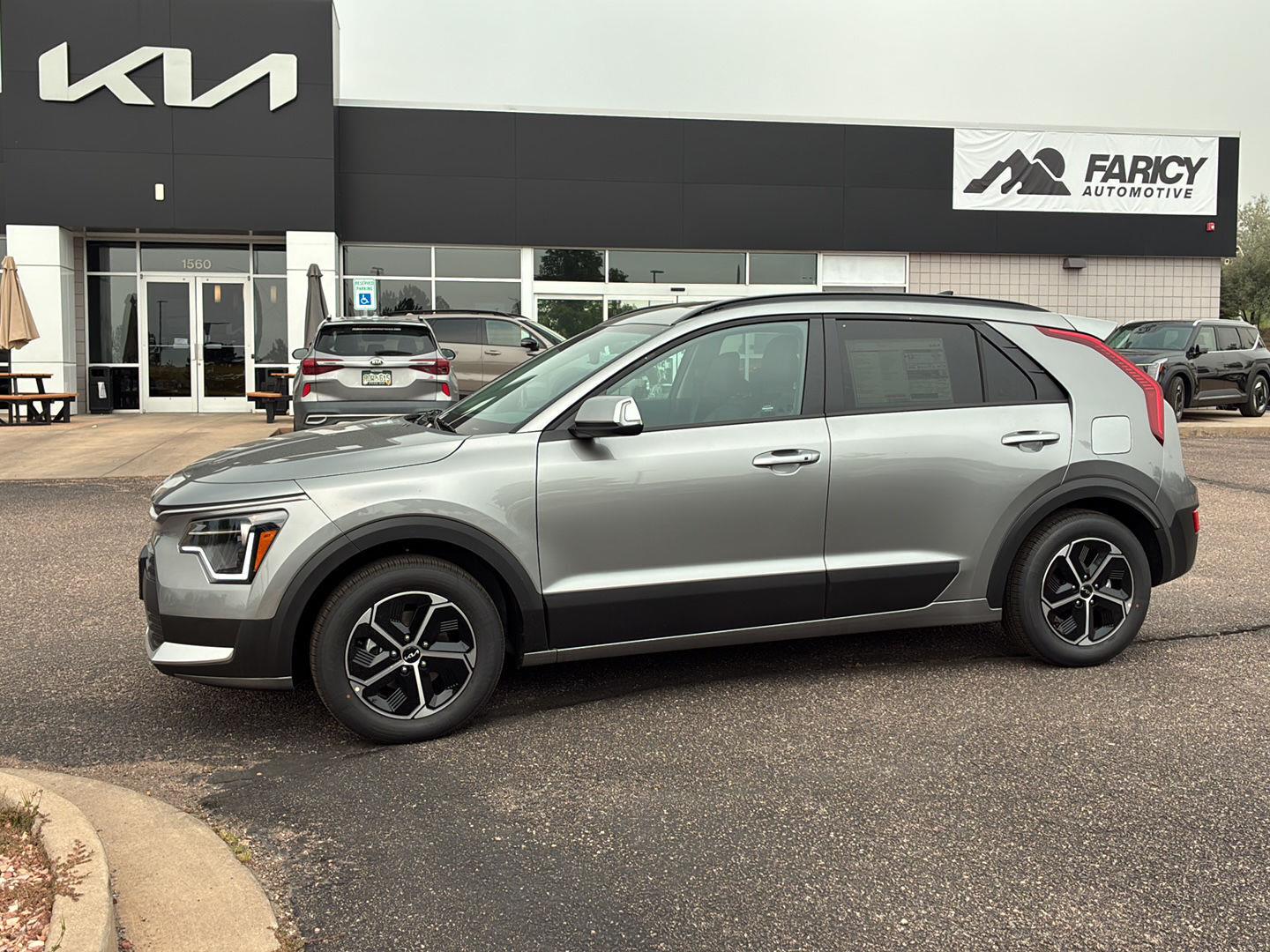 Steel Gray 2026 Kia Niro SUV / Crossover Front-Wheel Drive 6-Speed Automatic