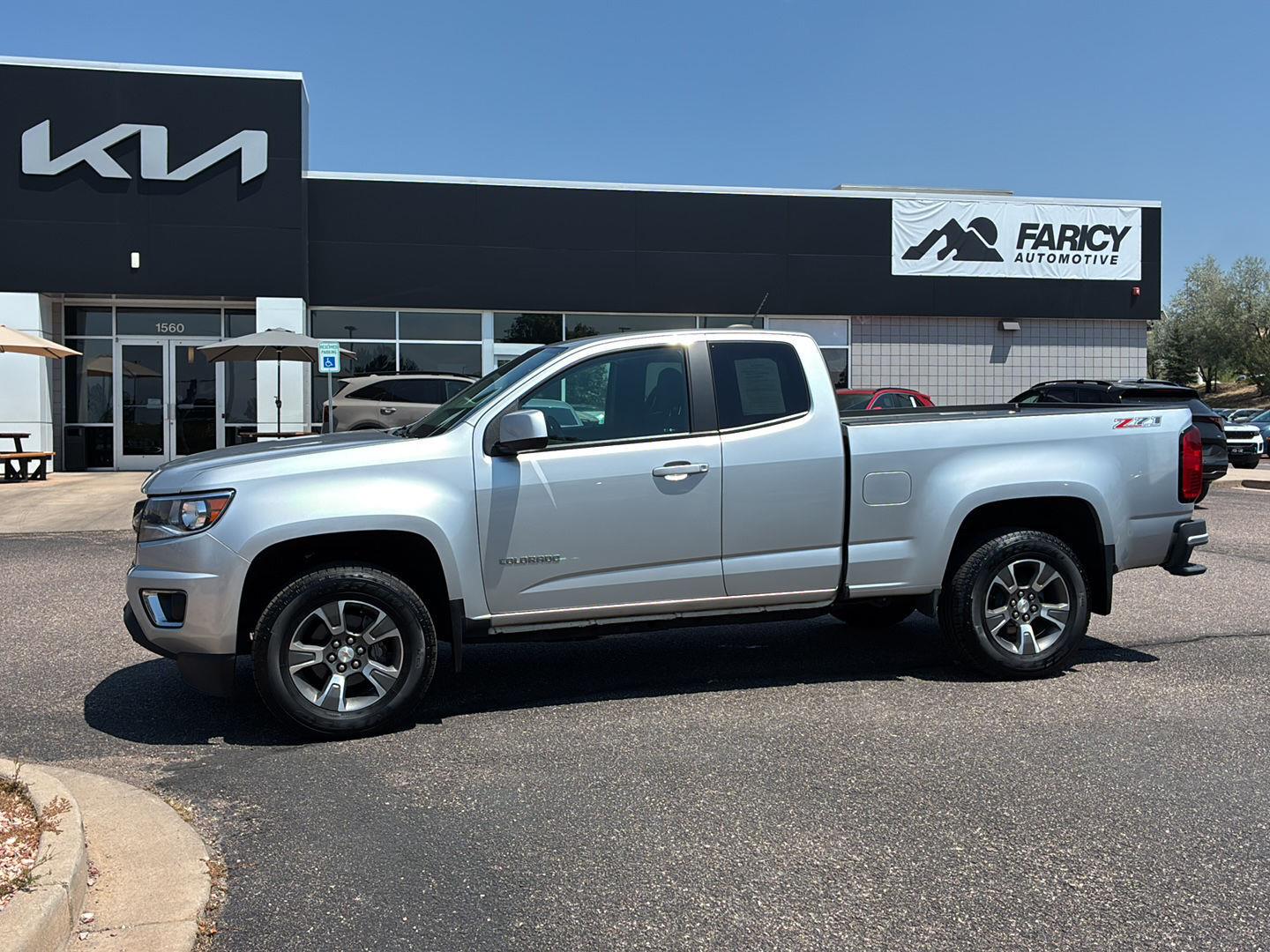 Silver Ice Metallic 2016 Chevrolet Colorado Pickup Truck Four-Wheel Drive 6-Speed Automatic