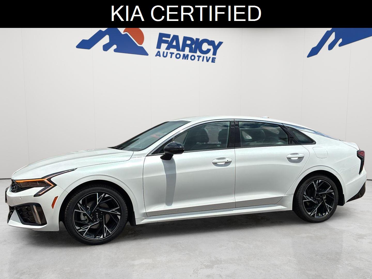 Snow White Pearl 2025 Kia K5 Sedan Front-Wheel Drive 8-Speed Automatic