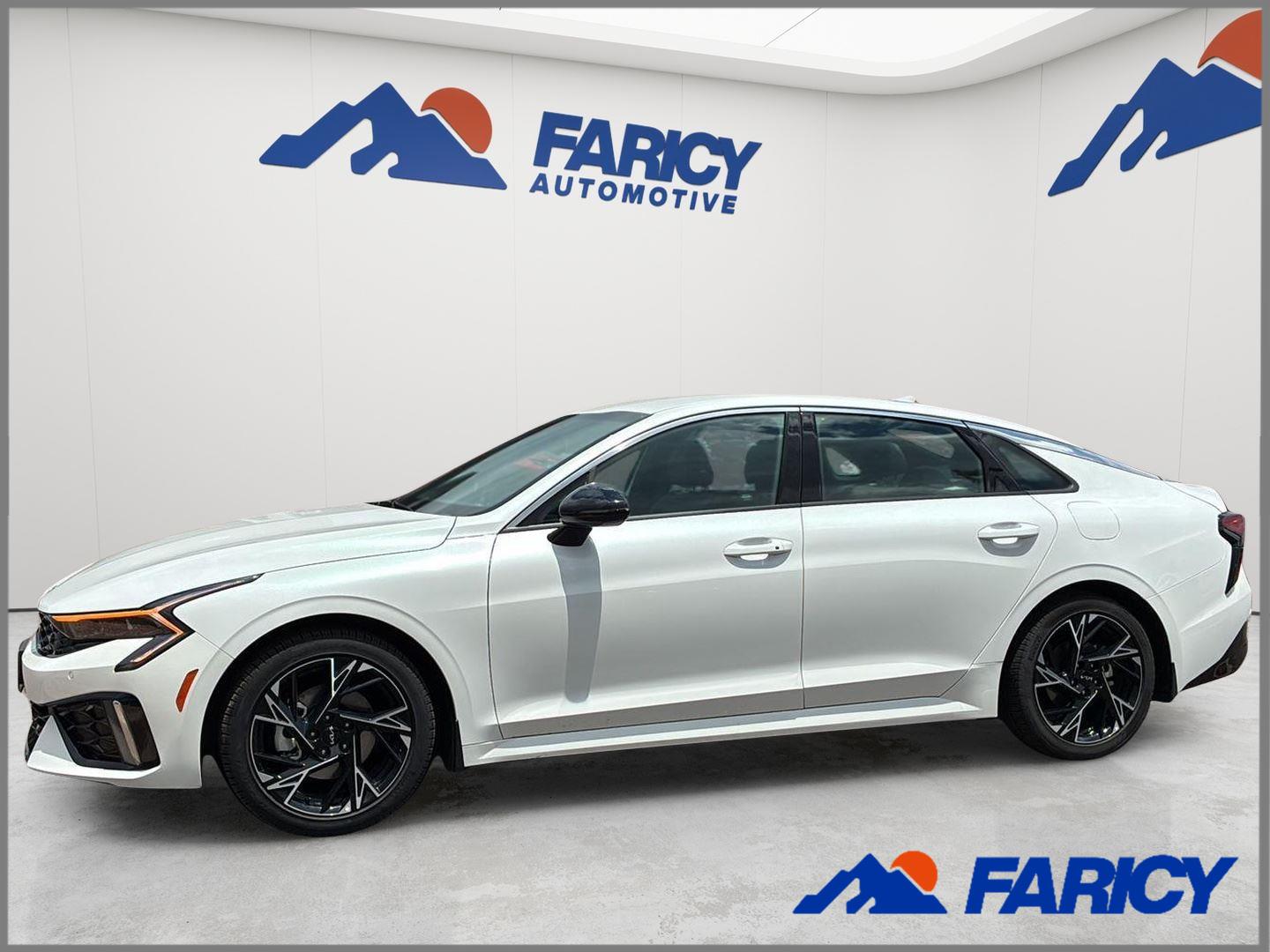 Snow White Pearl 2025 Kia K5 Sedan Front-Wheel Drive 8-Speed Automatic