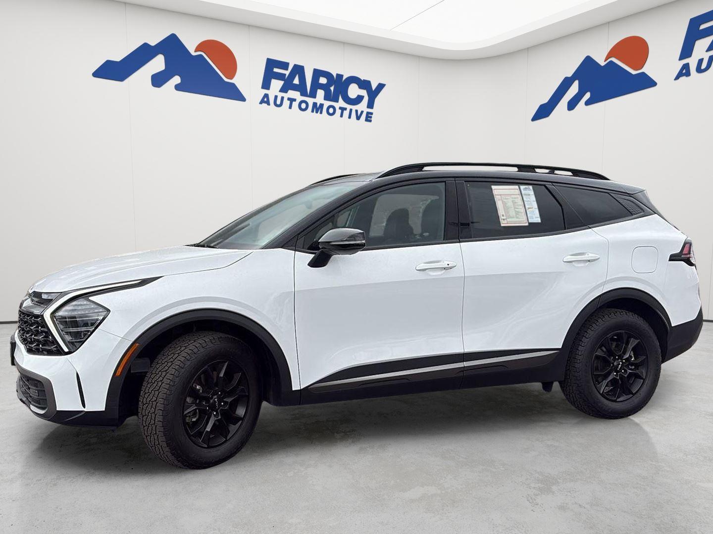 Glacial White Pearl/Ebony Black Roof 2024 Kia Sportage SUV / Crossover All-Wheel Drive 8-Speed Automatic