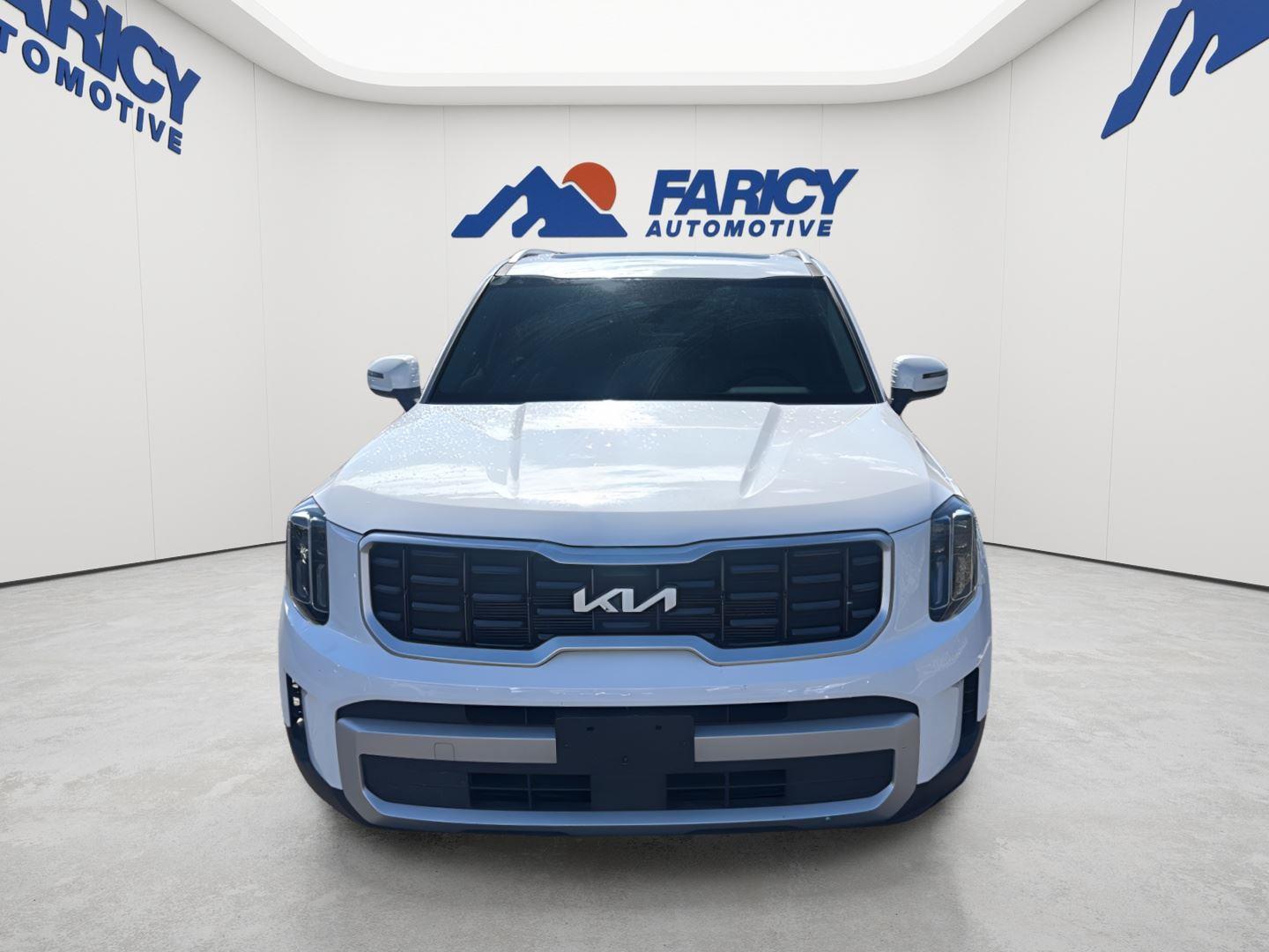 Glacial White Pearl 2025 Kia Telluride SUV / Crossover All-Wheel Drive 8-Speed Automatic