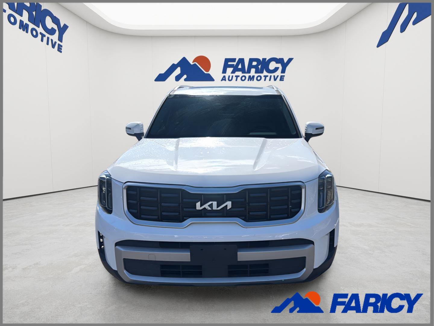 Glacial White Pearl 2025 Kia Telluride SUV / Crossover All-Wheel Drive 8-Speed Automatic