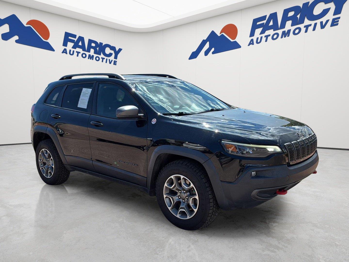 Used 2020 Diamond Black Crystal Pearlcoat Jeep Trailhawk image 4