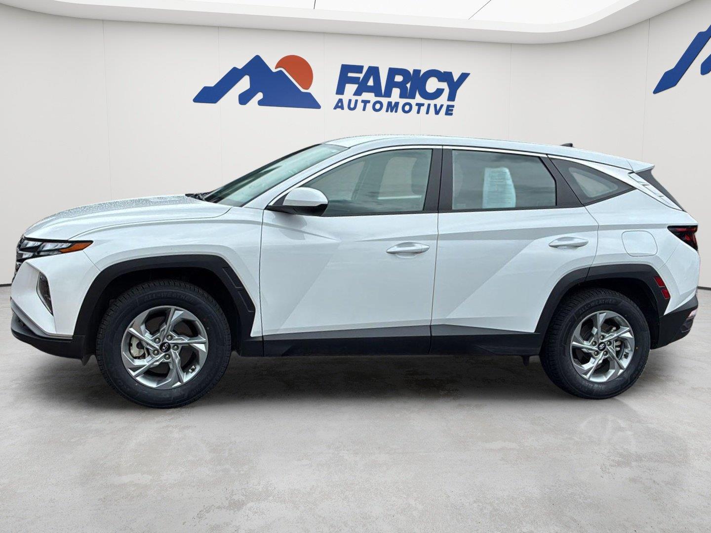 White Pearl 2024 Hyundai Tucson SUV / Crossover All-Wheel Drive Automatic