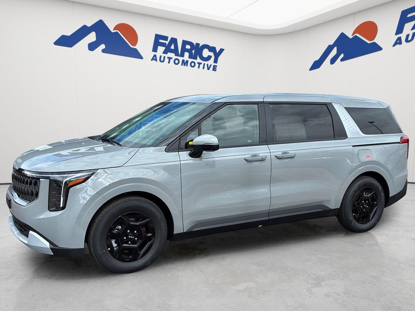 Ceramic Silver 2027 Kia Carnival Minivan Front-Wheel Drive 8-Speed Automatic