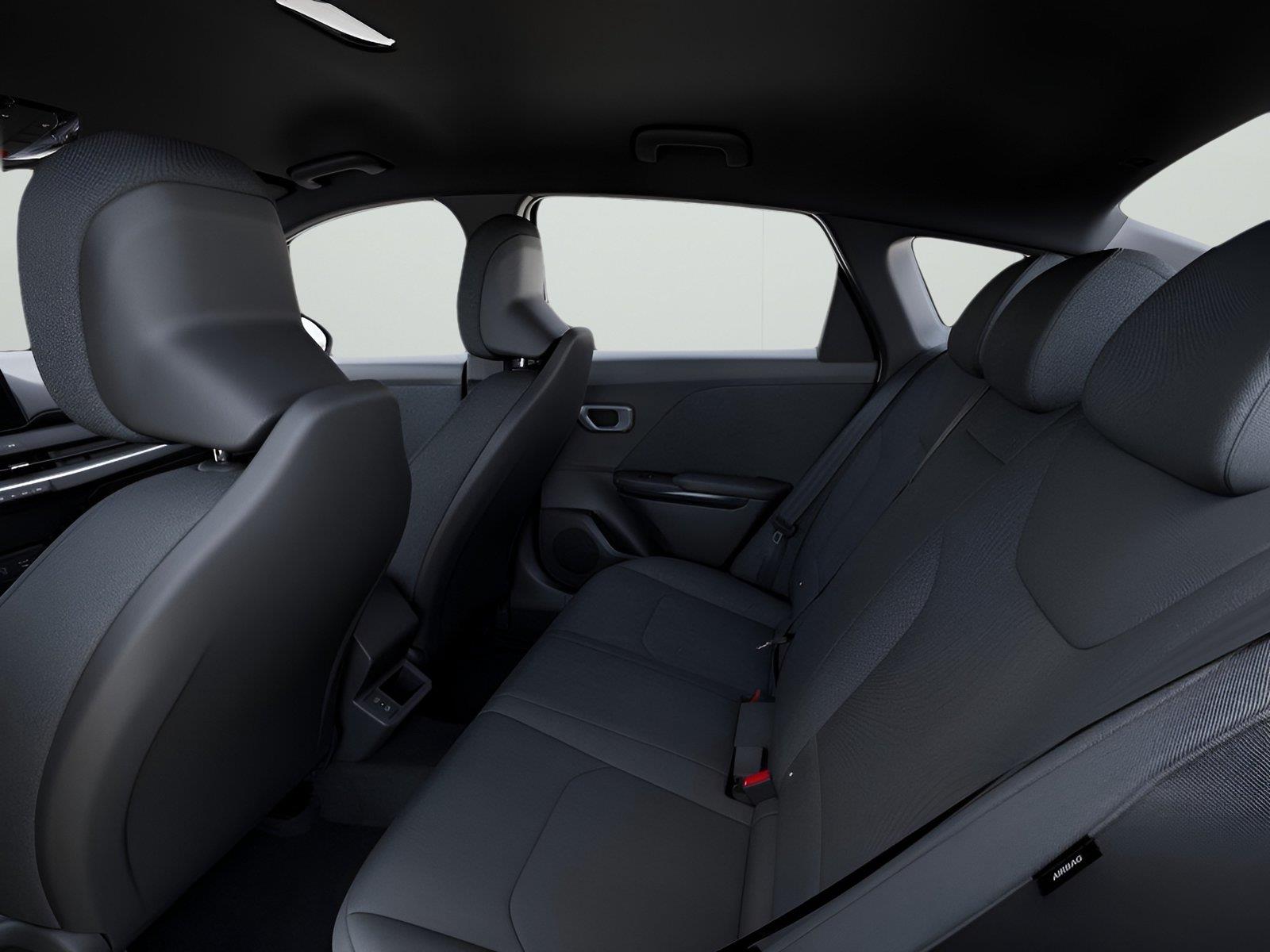 New 2026 Snow White Pearl Kia LX image 19