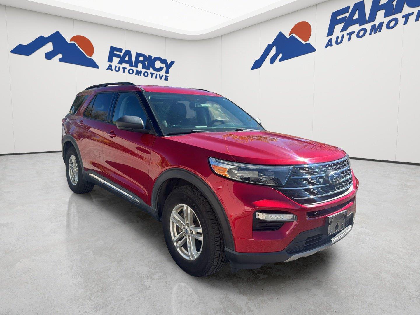 Rapid Red Metallic Tinted Clearcoat 2022 Ford Explorer SUV / Crossover All-Wheel Drive Automatic