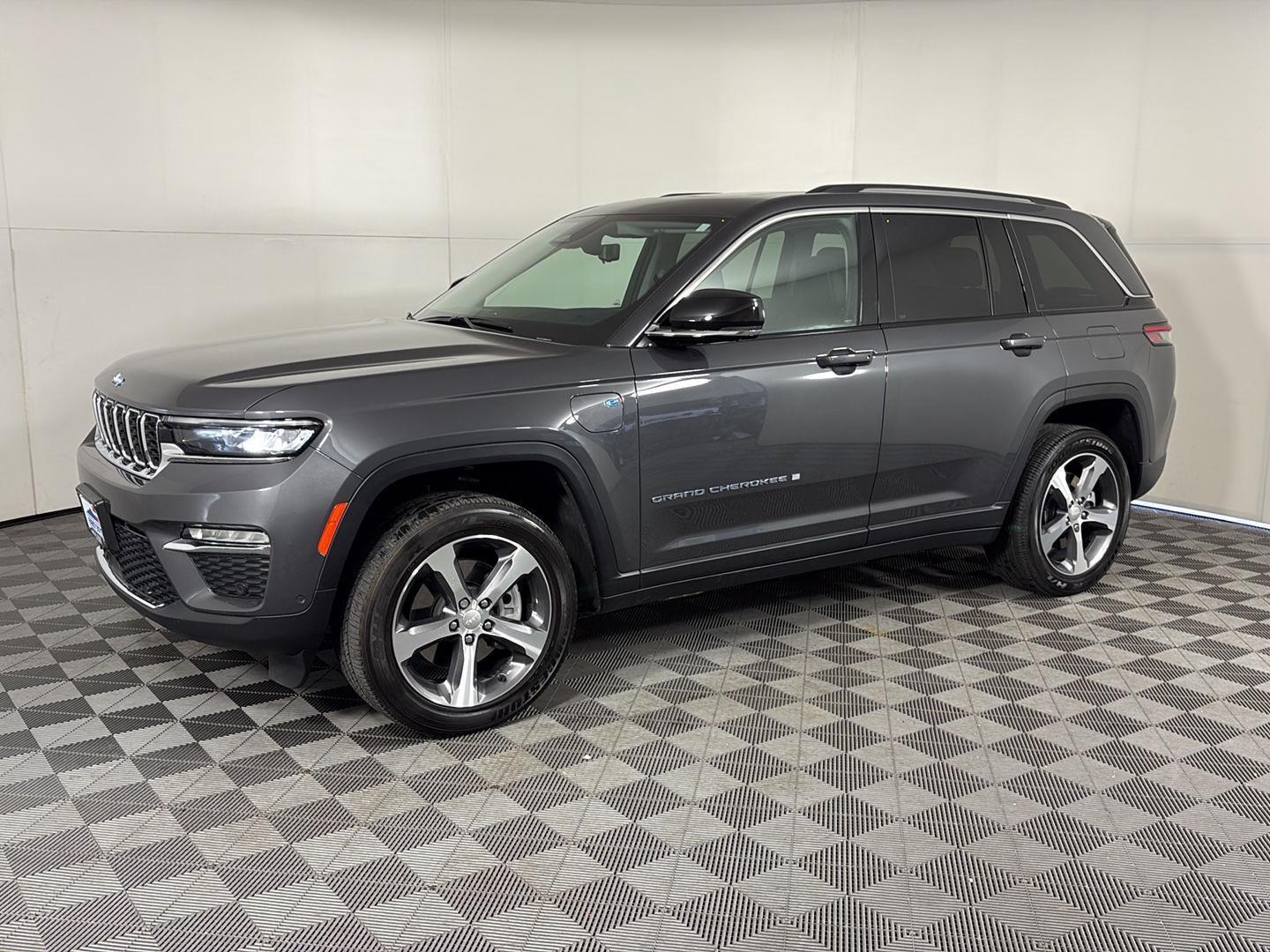 2024 Jeep Grand Cherokee 4xe 4WD