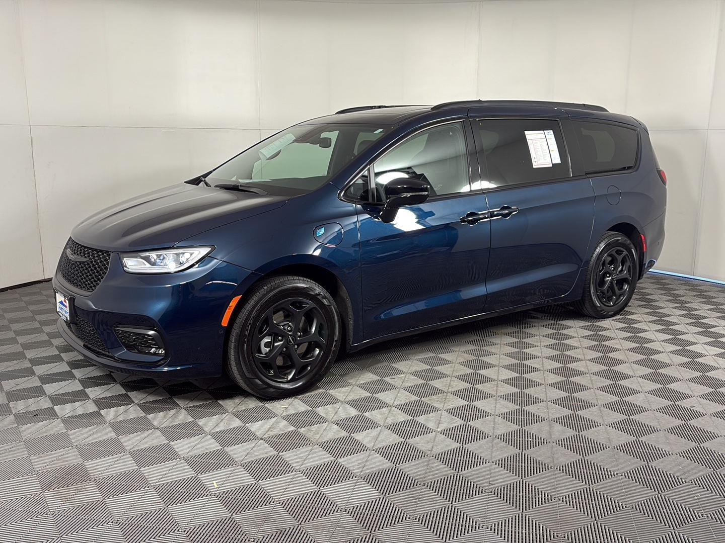 Fathom Blue Pearlcoat 2025 Chrysler Pacifica Hybrid Premium S Appearance FWD Minivan Front-Wheel Drive Automatic