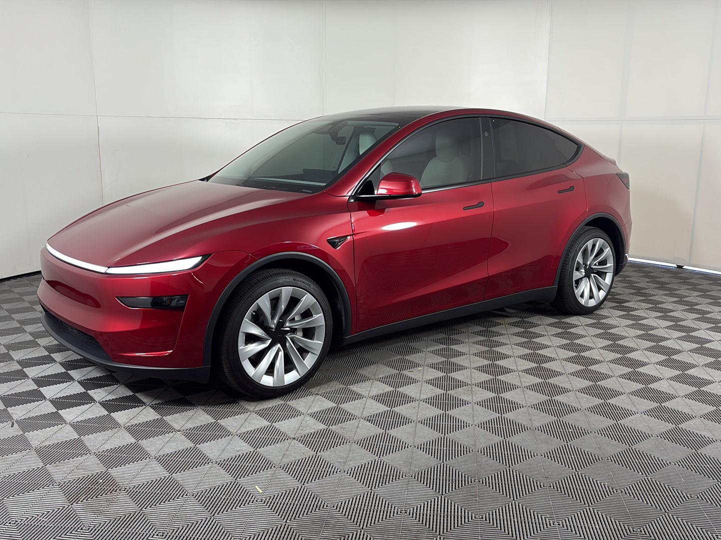 2026 Tesla Model Y Long Range Launch Series AWD SUV / Crossover All-Wheel Drive