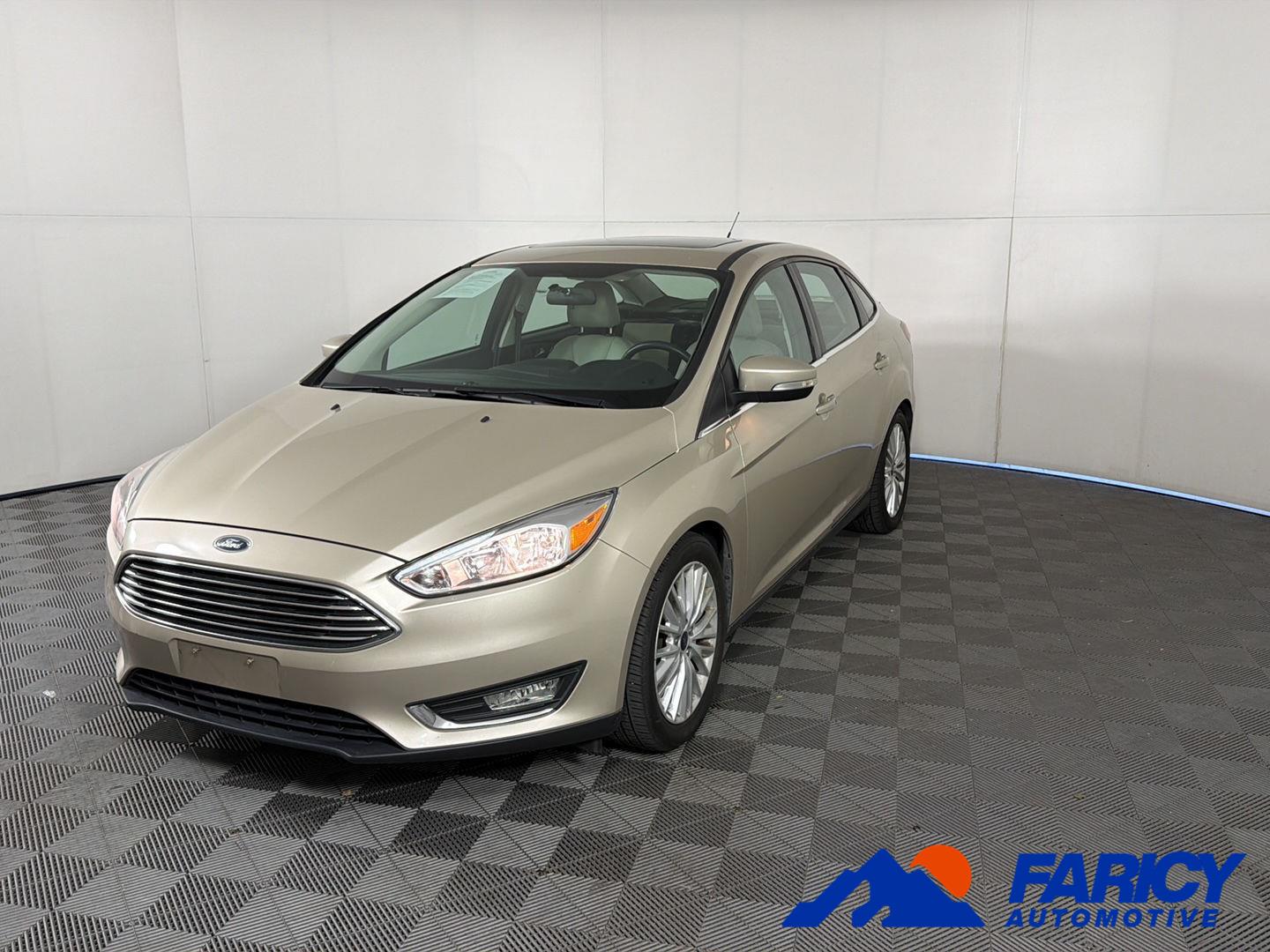 White Gold 2018 Ford Focus Titanium Sedan Front-Wheel Drive 6-Speed Automatic