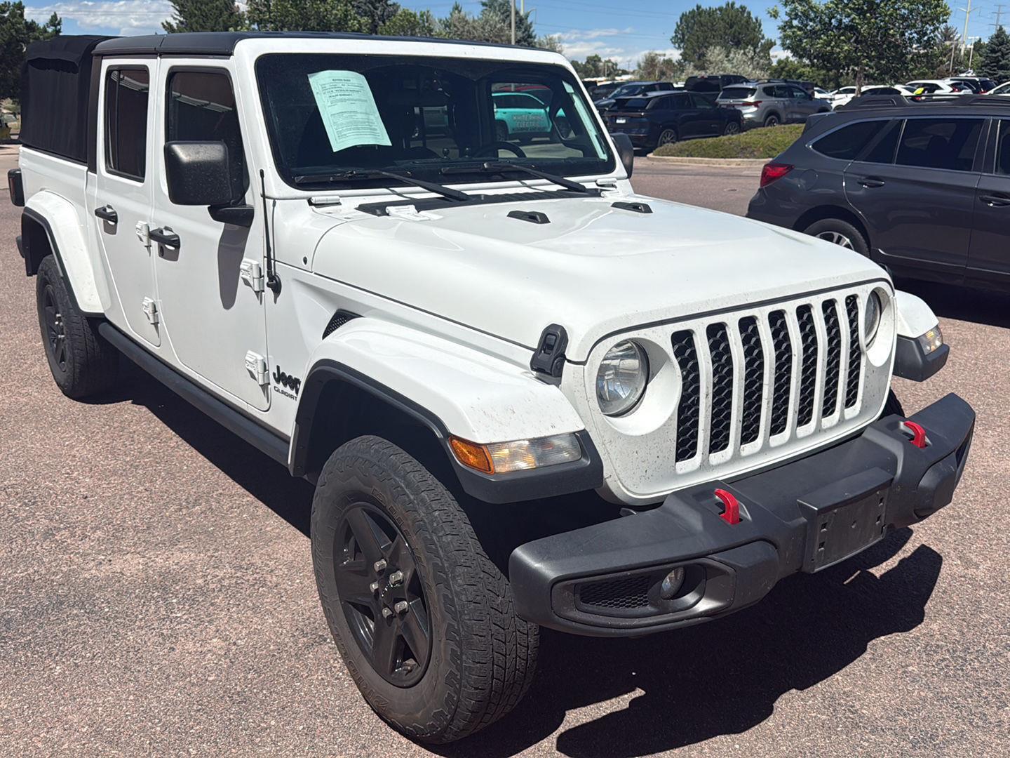 View vehicle photo 4