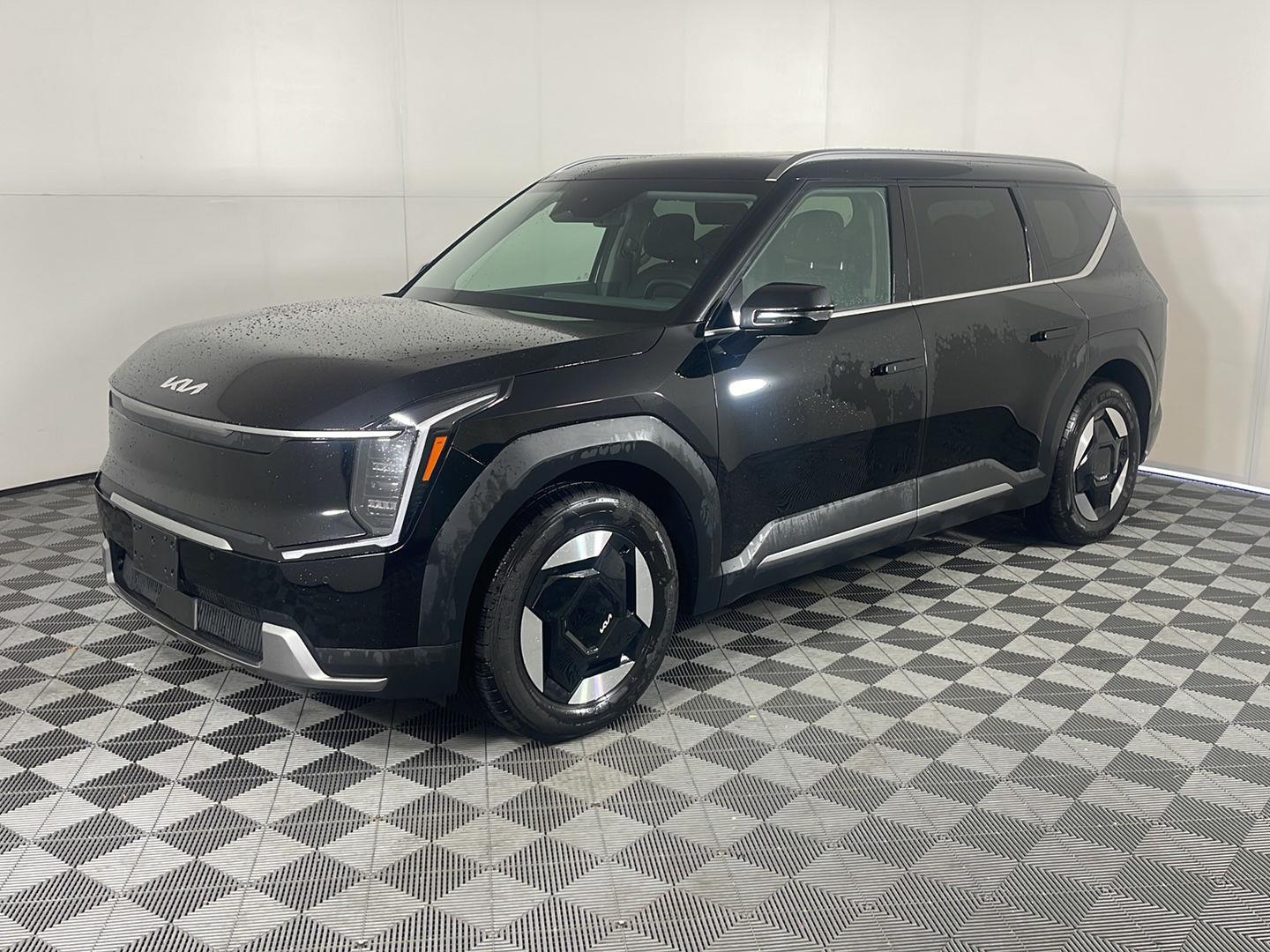 2024 Kia EV9 Wind AWD