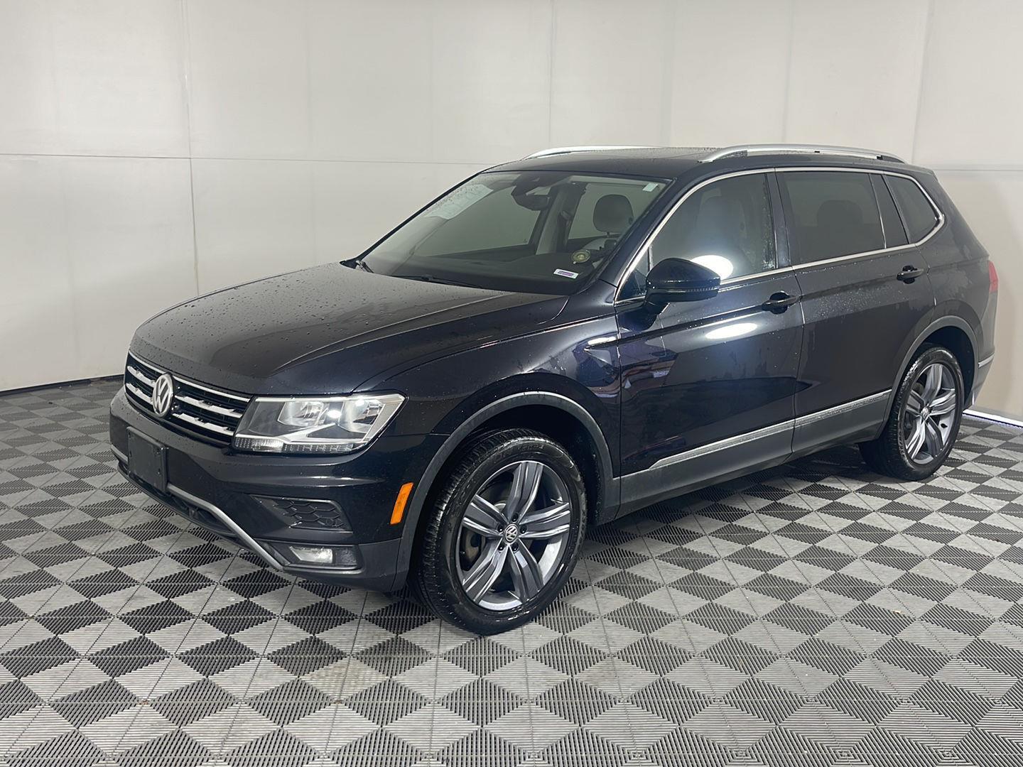 Deep Black Pearl 2020 Volkswagen Tiguan SUV / Crossover All-Wheel Drive Automatic