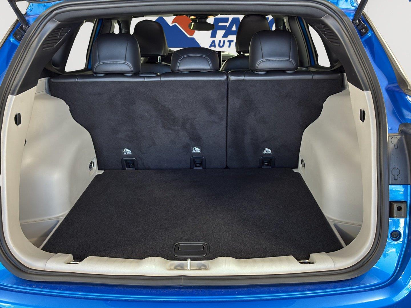 Laser Blue Pearlcoat 2023 Jeep Compass SUV / Crossover Four-Wheel Drive 8-Speed Automatic