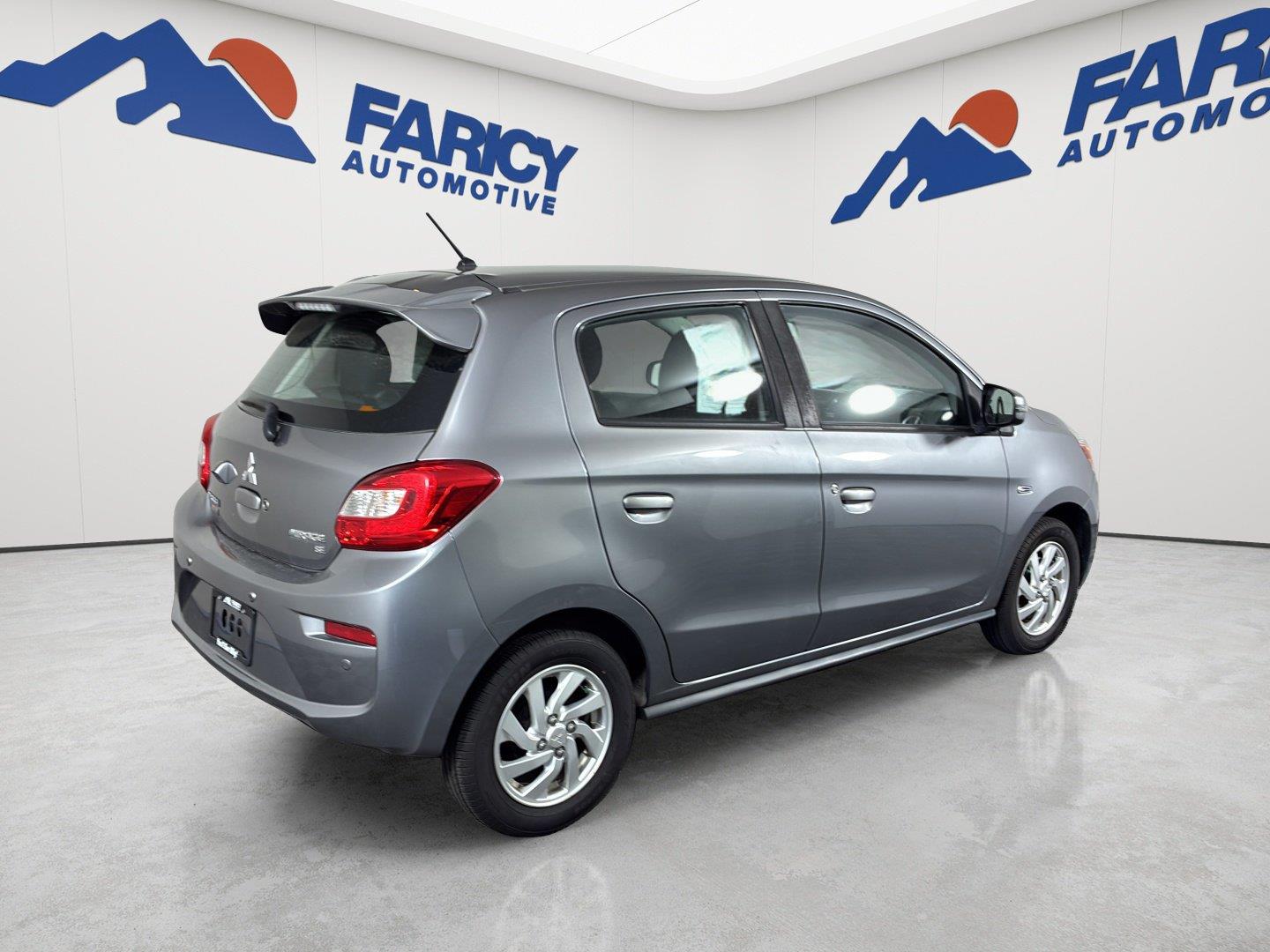 View vehicle photo 5