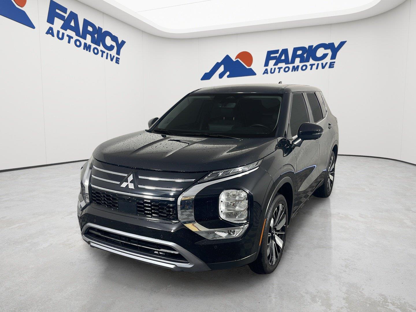Black Diamond 2025 Mitsubishi Outlander SUV / Crossover Front-Wheel Drive Continuously Variable Transmission