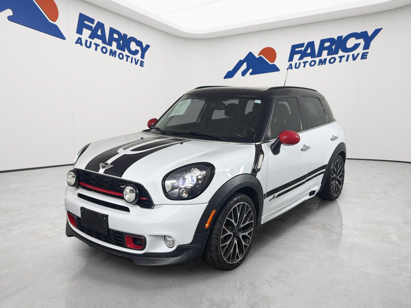 Light White 2015 MINI Countryman SUV / Crossover All-Wheel Drive 6-Speed Manual Overdrive