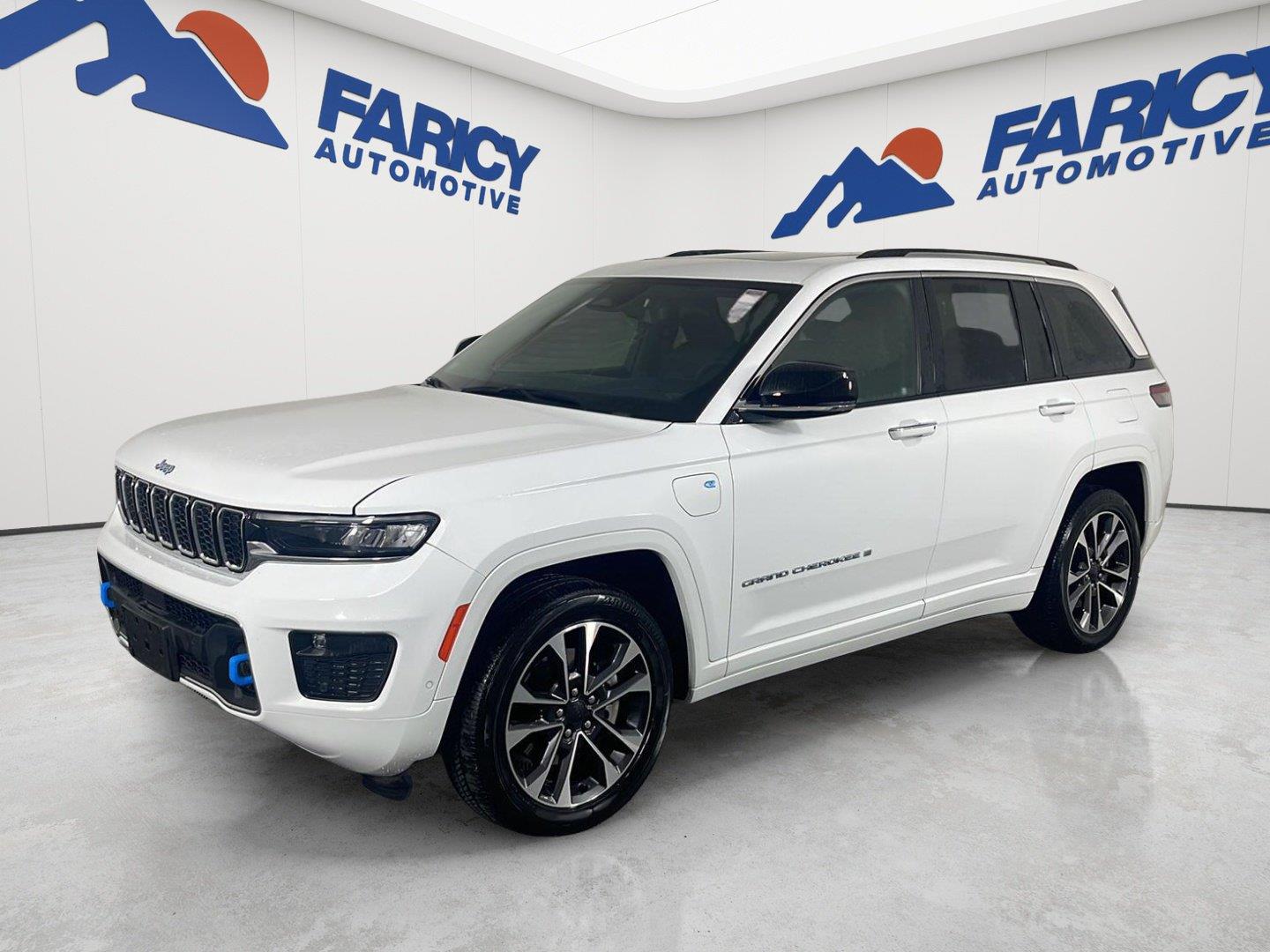 Bright White Clearcoat 2023 Jeep Grand Cherokee 4xe SUV / Crossover Four-Wheel Drive 8-Speed Automatic