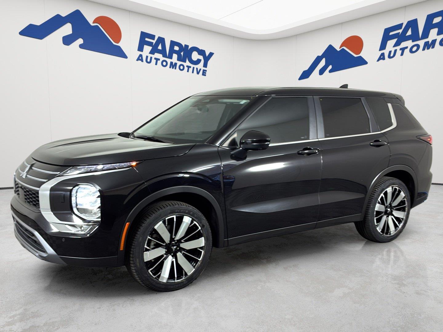 Black Diamond 2025 Mitsubishi Outlander SUV / Crossover Front-Wheel Drive Continuously Variable Transmission
