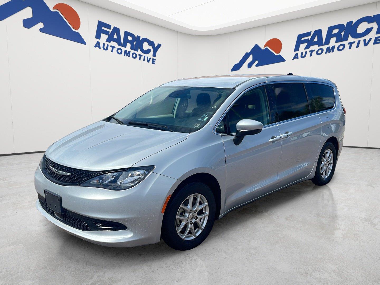  2023 Chrysler Voyager LX FWD   