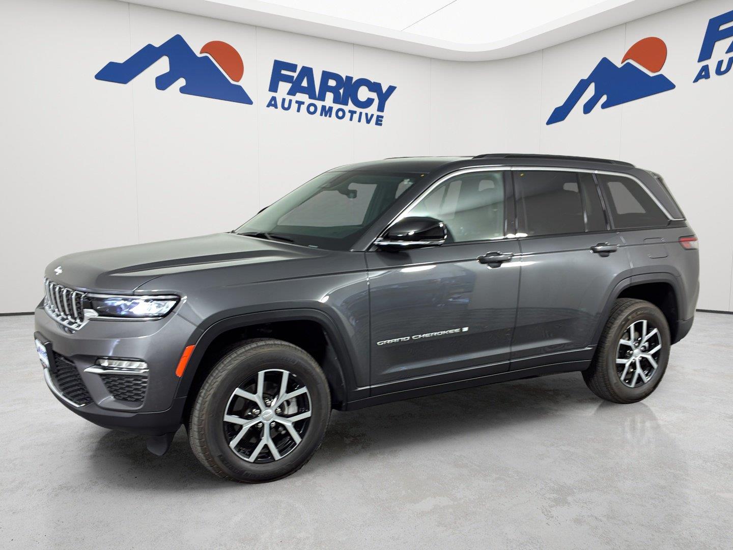 2025 Jeep Grand Cherokee SUV / Crossover Four-Wheel Drive