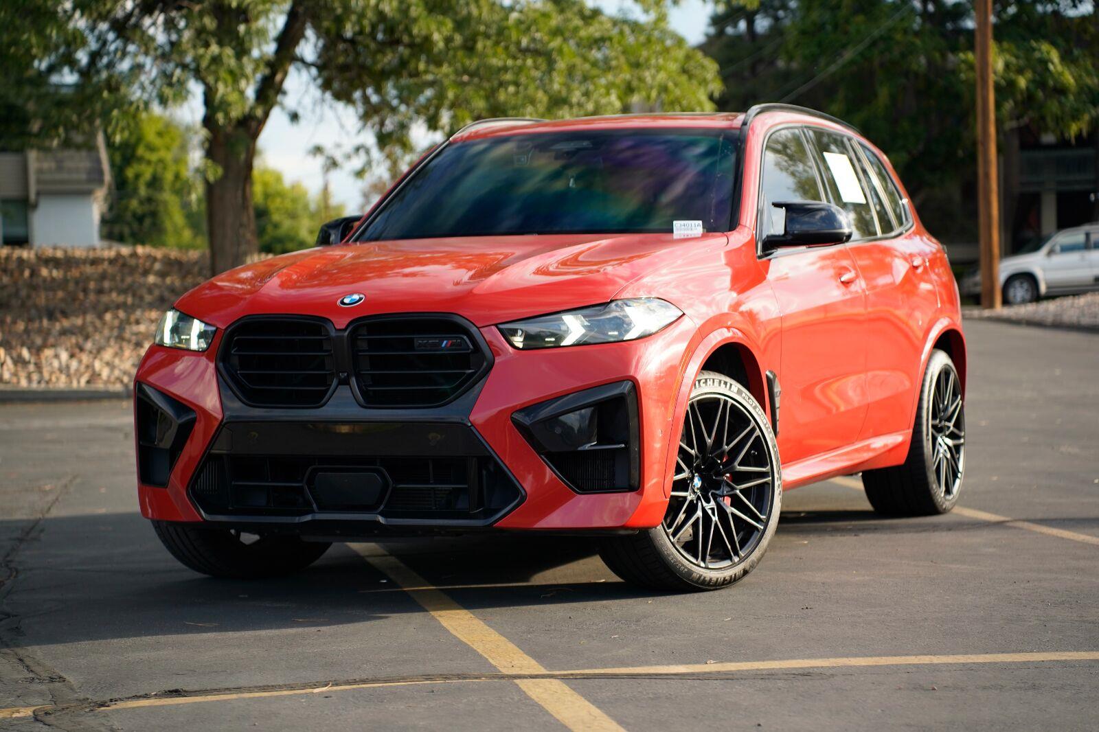 2024 BMW X5 M Rojo (Toronto Red Metallic) SUV/Crossover Tracción en las cuatro ruedas Automática
