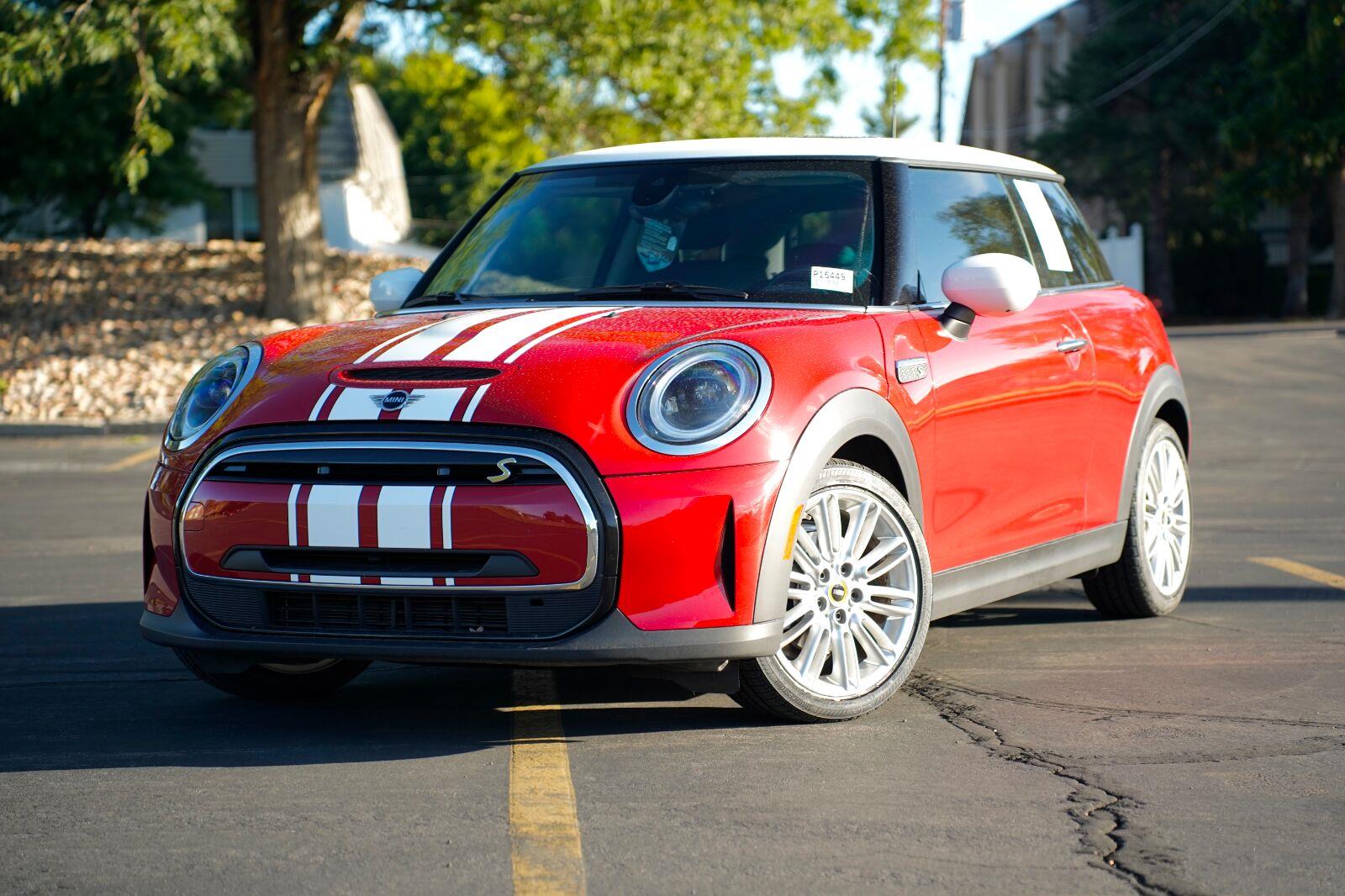2024 MINI Cooper SE 2-Door Hatchback FWD