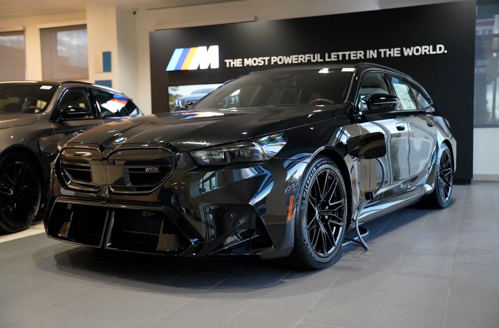 Black Sapphire Metallic 2027 BMW M5 Wagon All-Wheel Drive Automatic