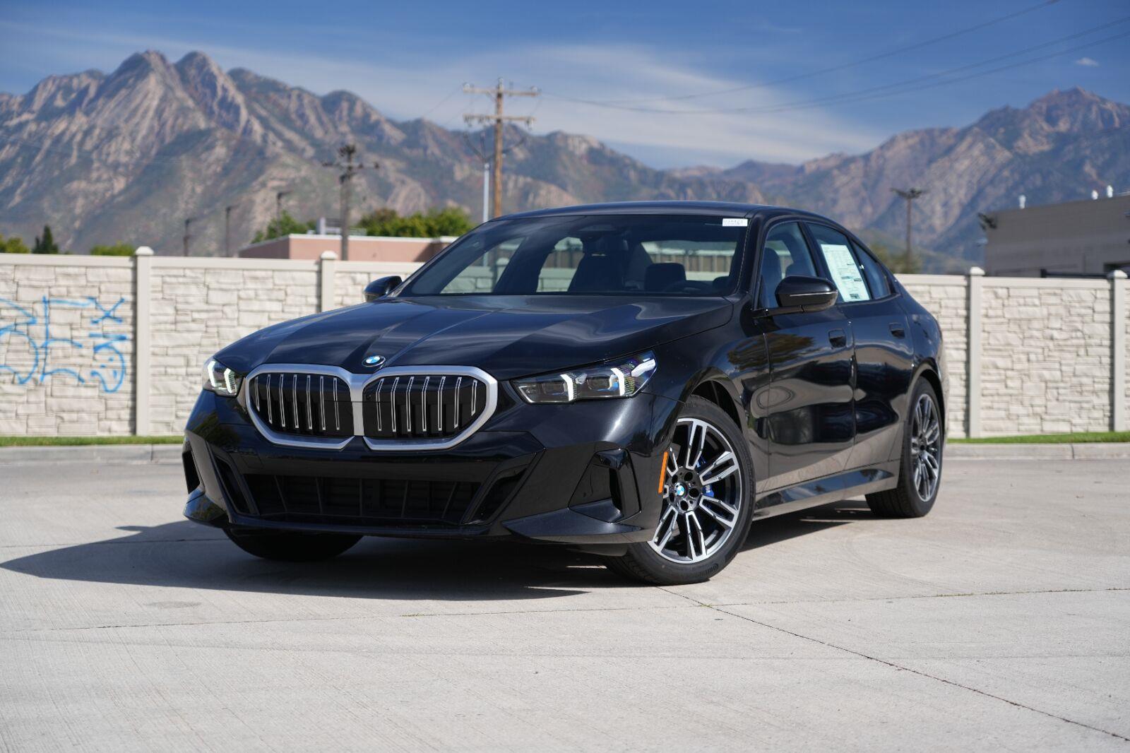 Black Sapphire Metallic 2027 BMW 5 Series Sedan All-Wheel Drive Automatic